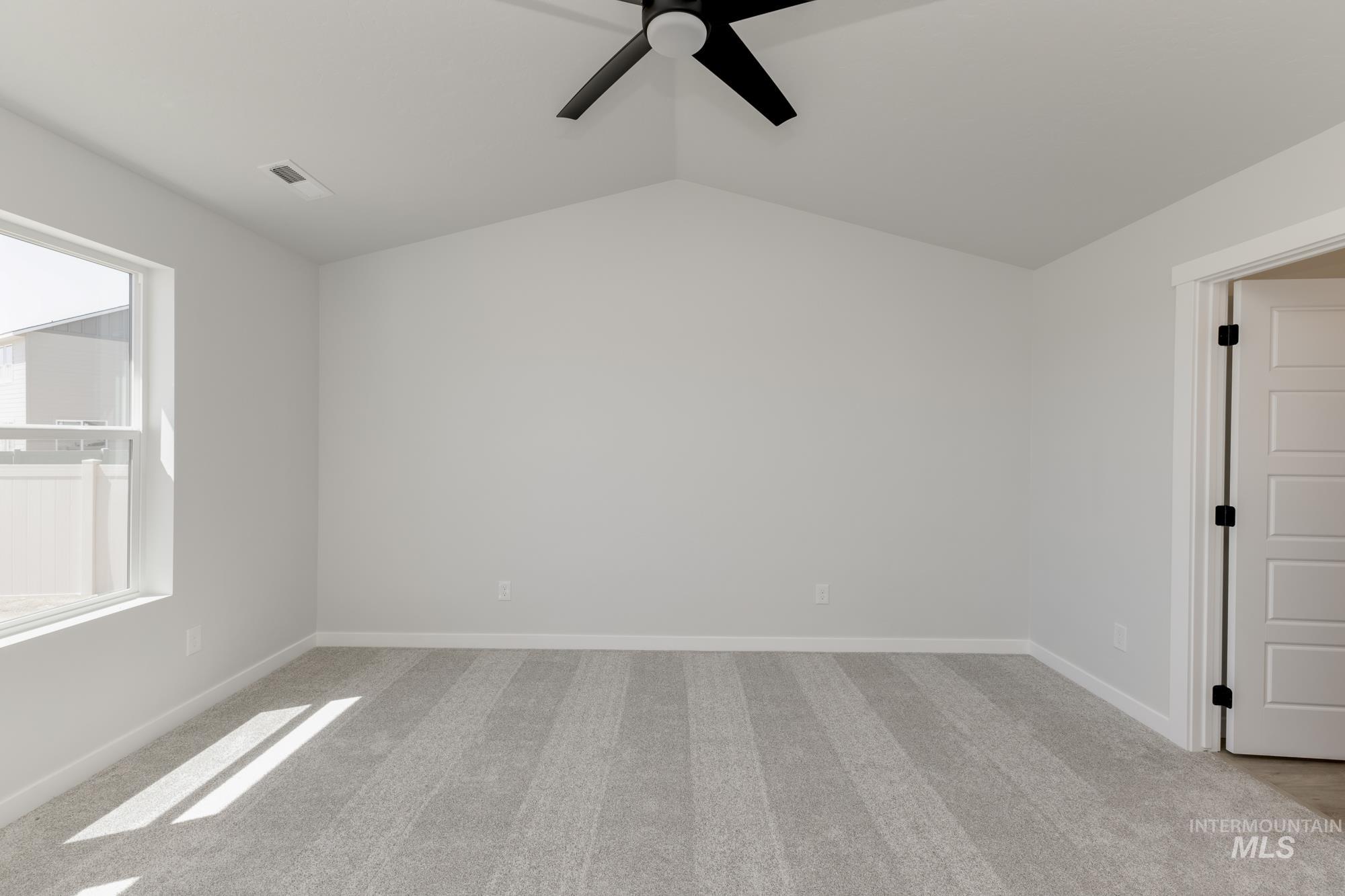 property viewer photo 19