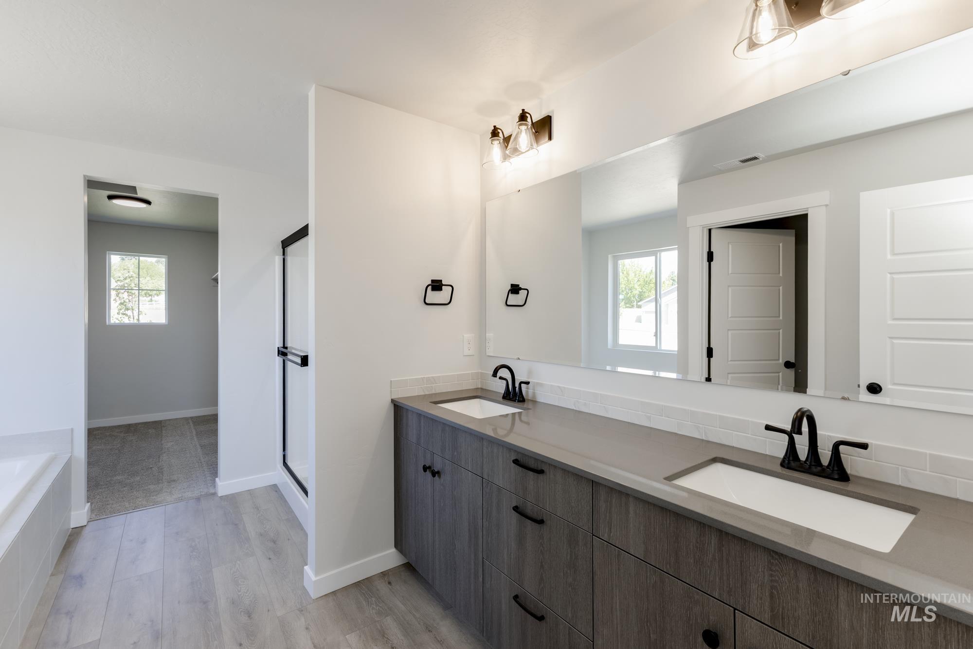 property viewer photo 21