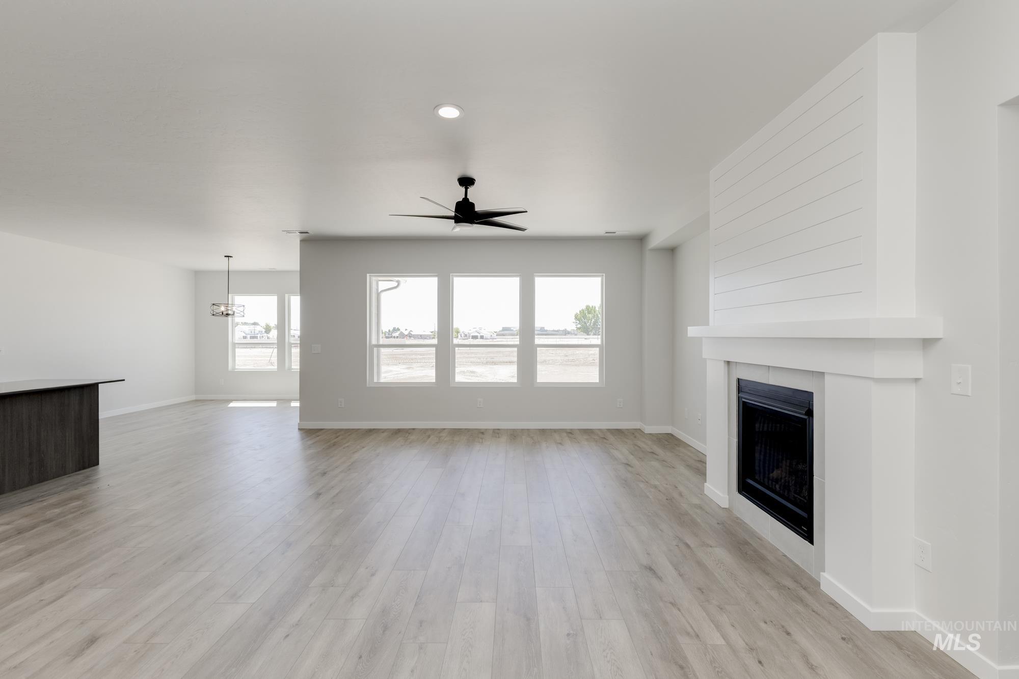 property viewer photo 7