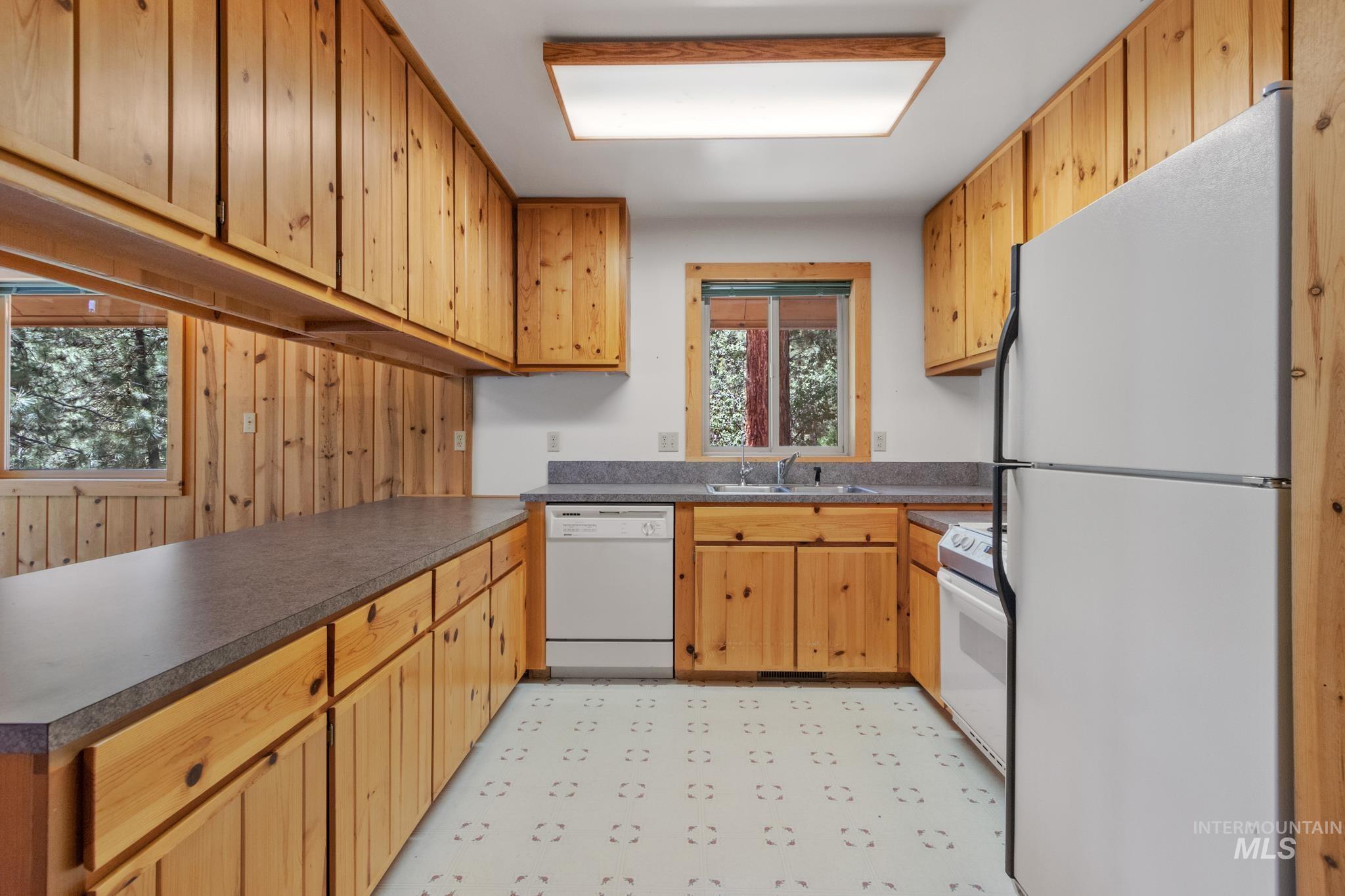 property viewer photo 16