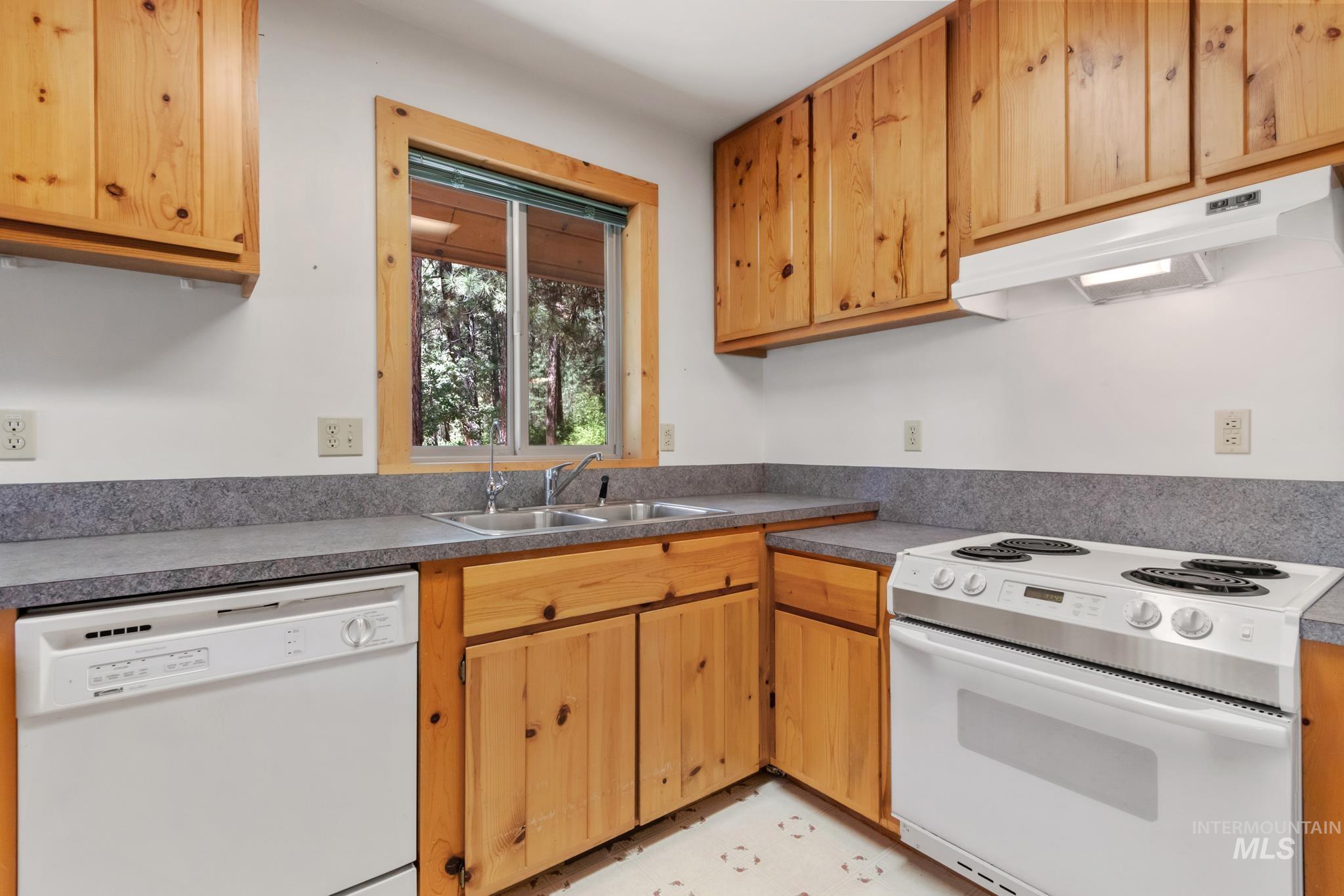 property viewer photo 17