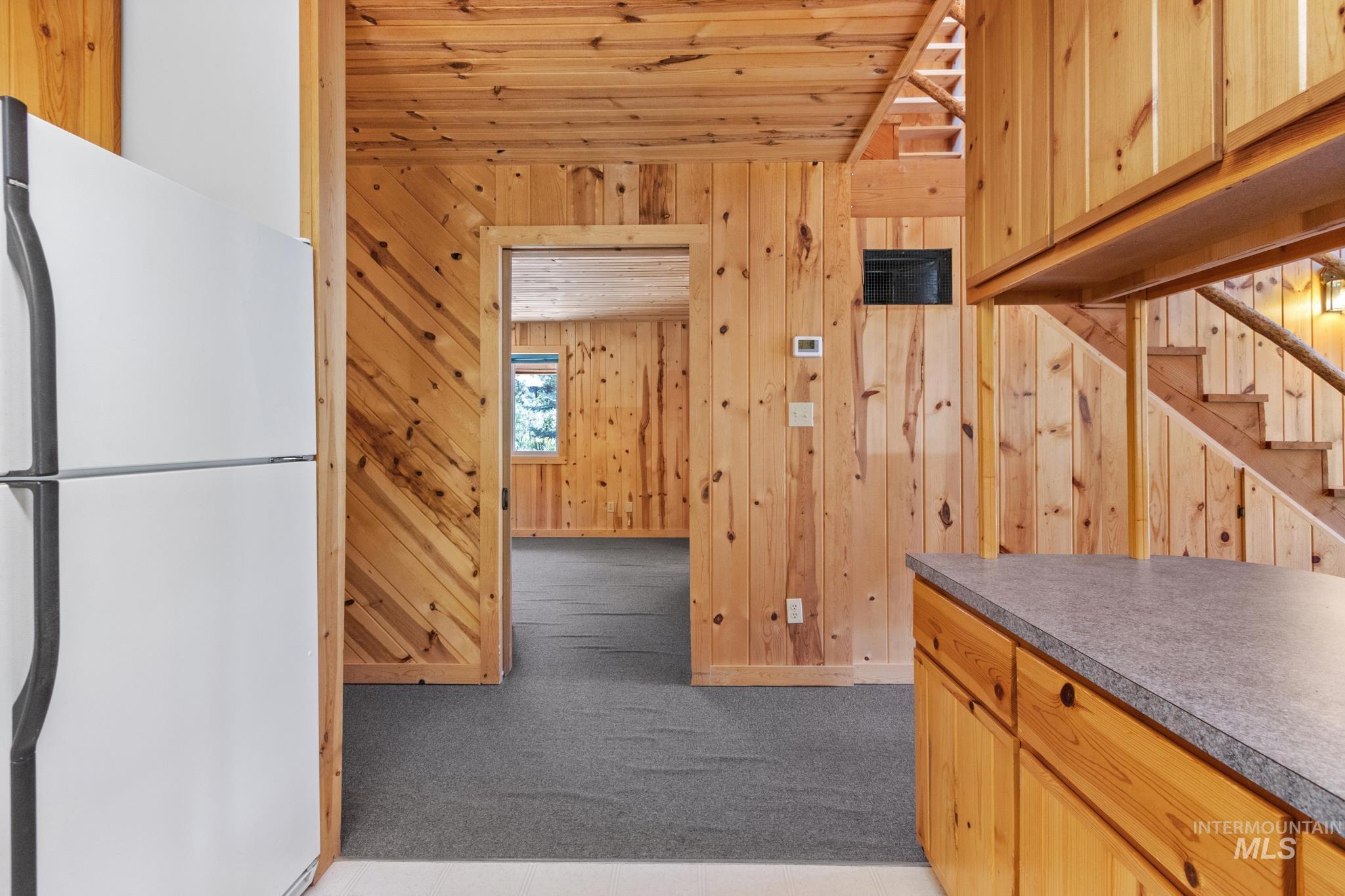 property viewer photo 18
