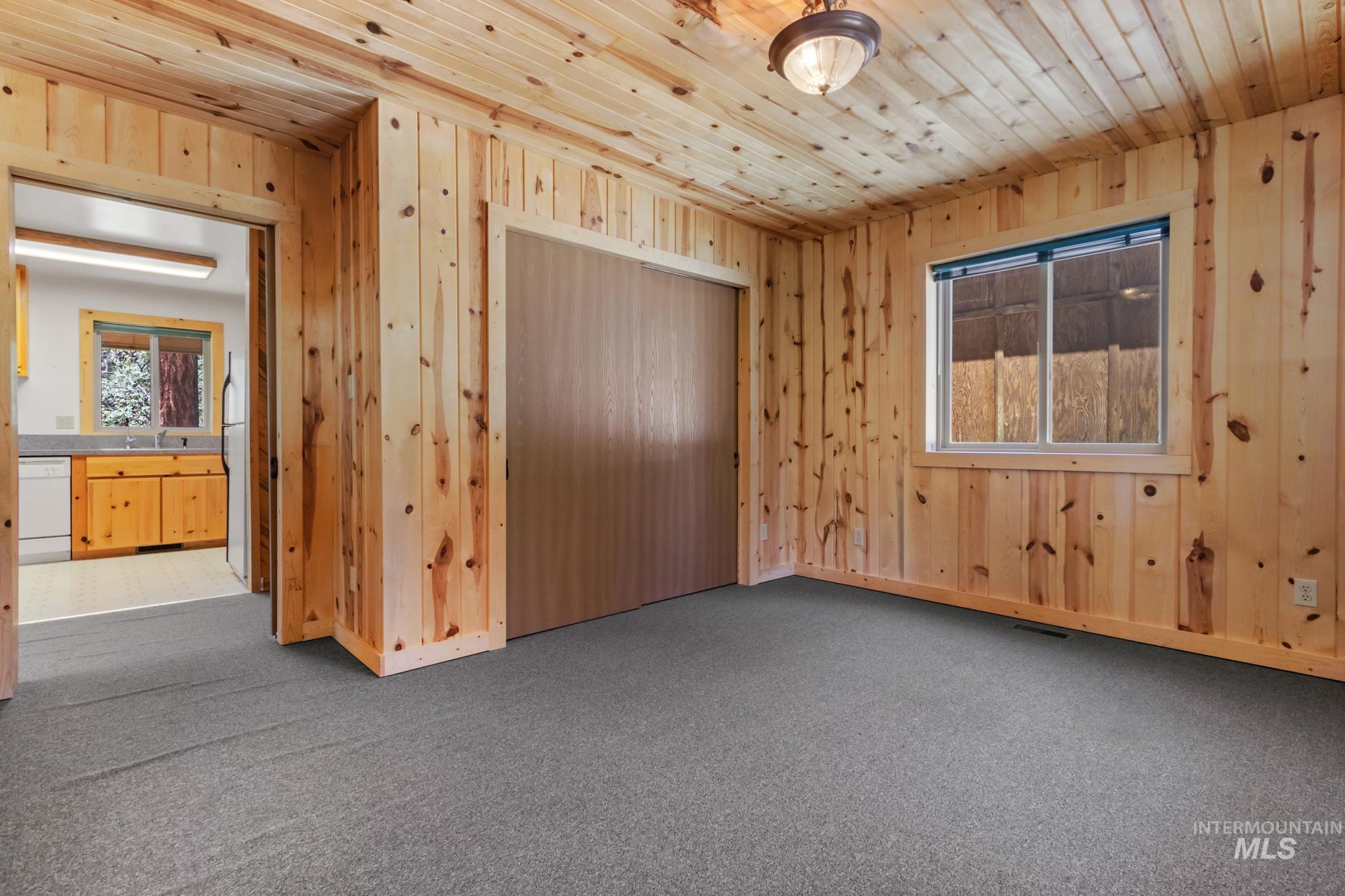 property viewer photo 19