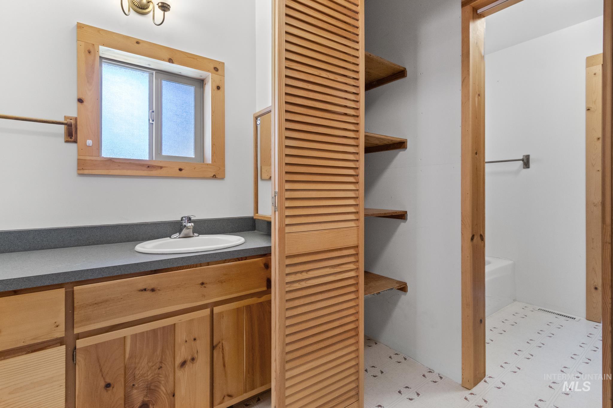 property viewer photo 22