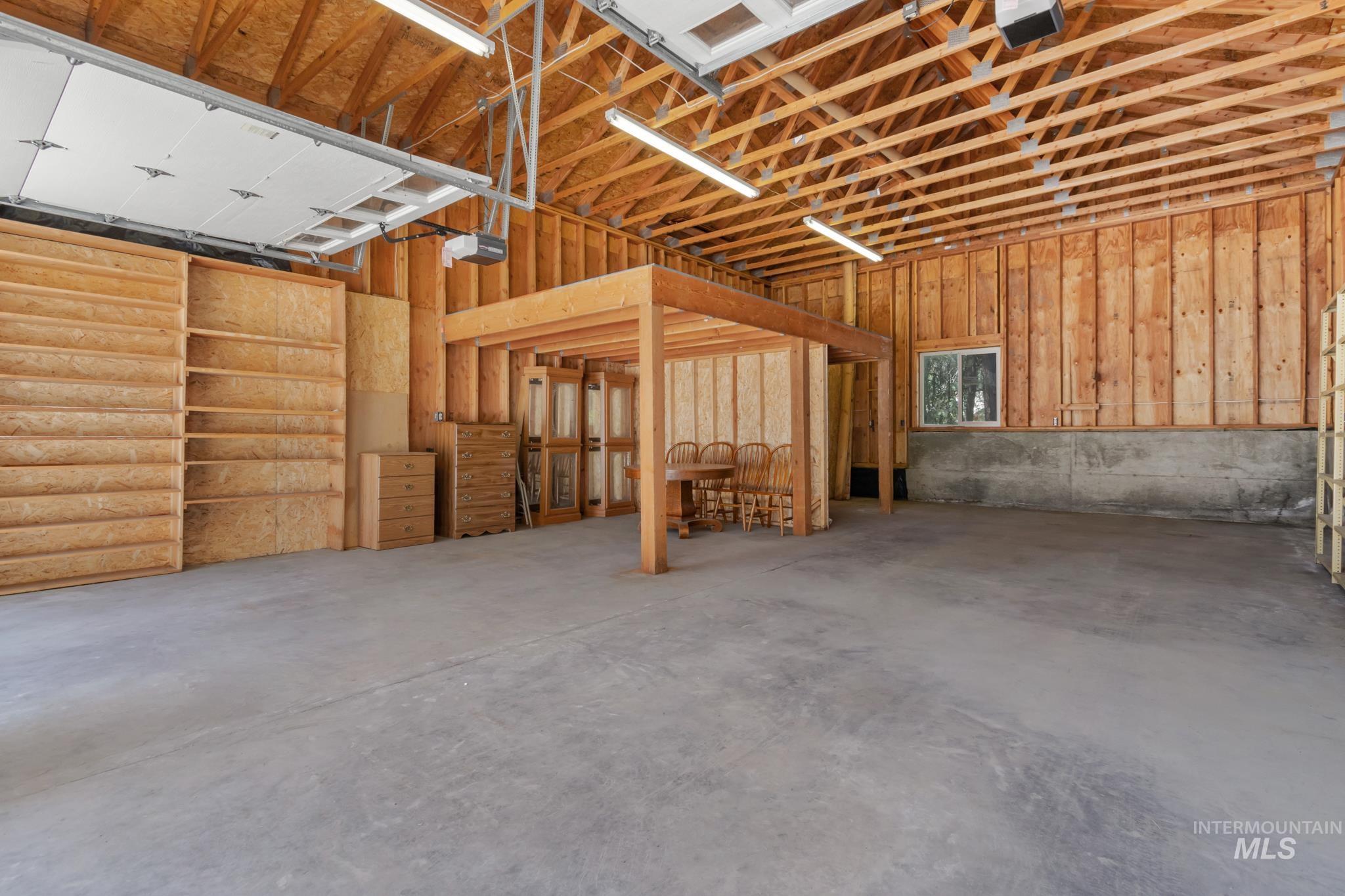 property viewer photo 32