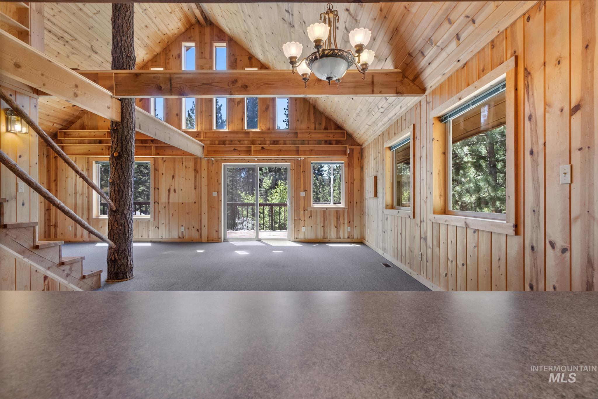 property viewer photo 7
