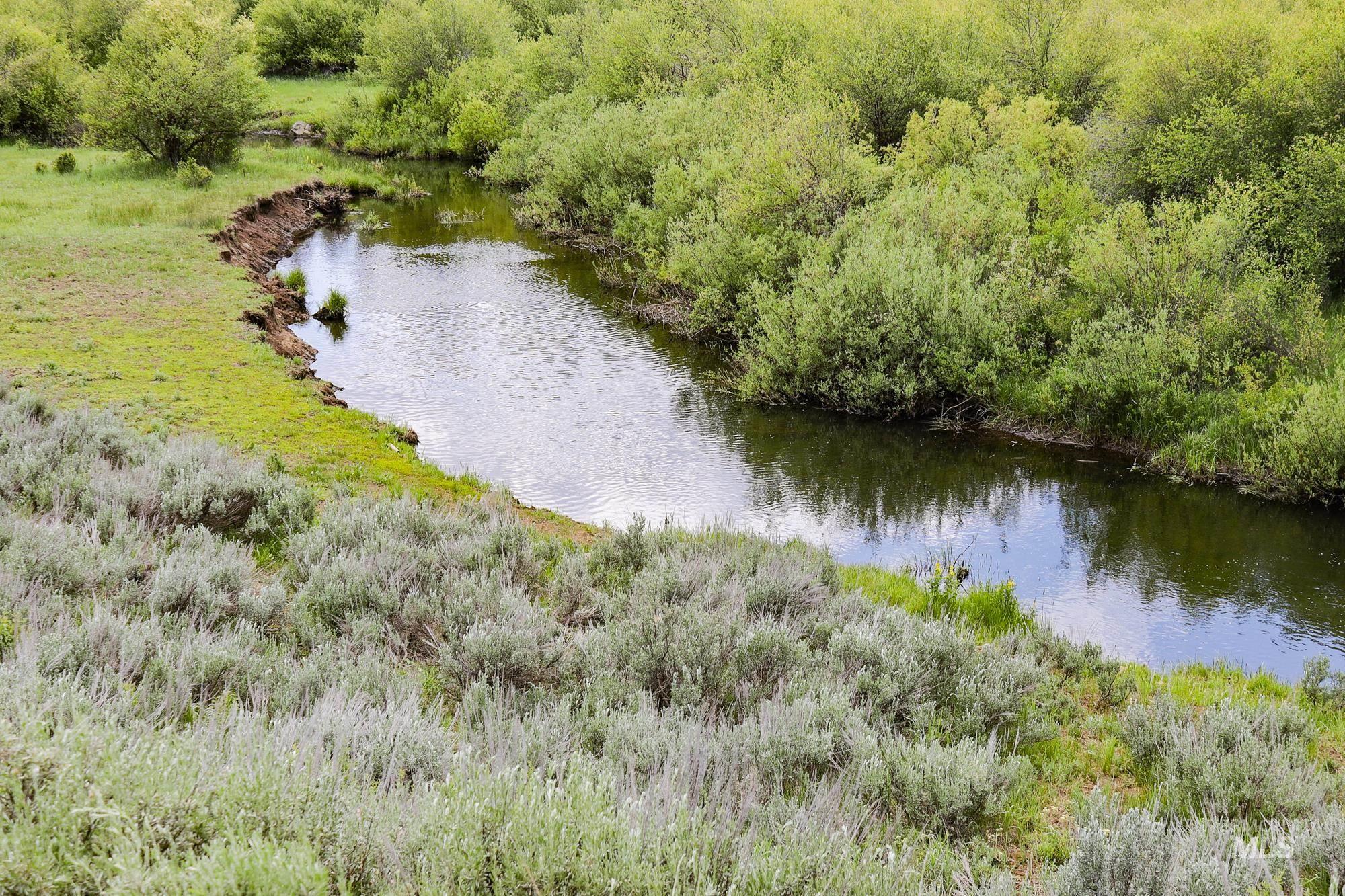 main property photo 19