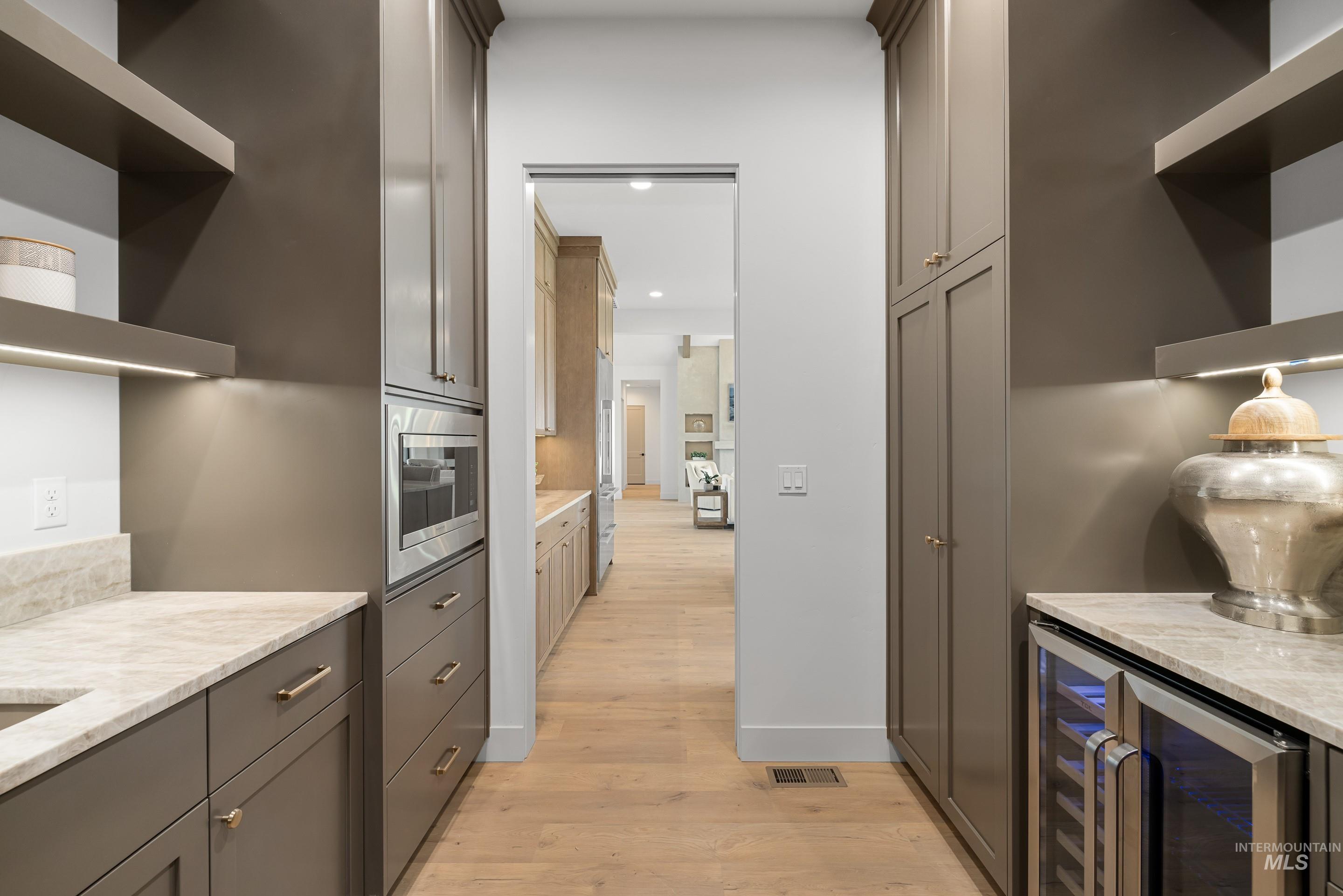 property viewer photo 17