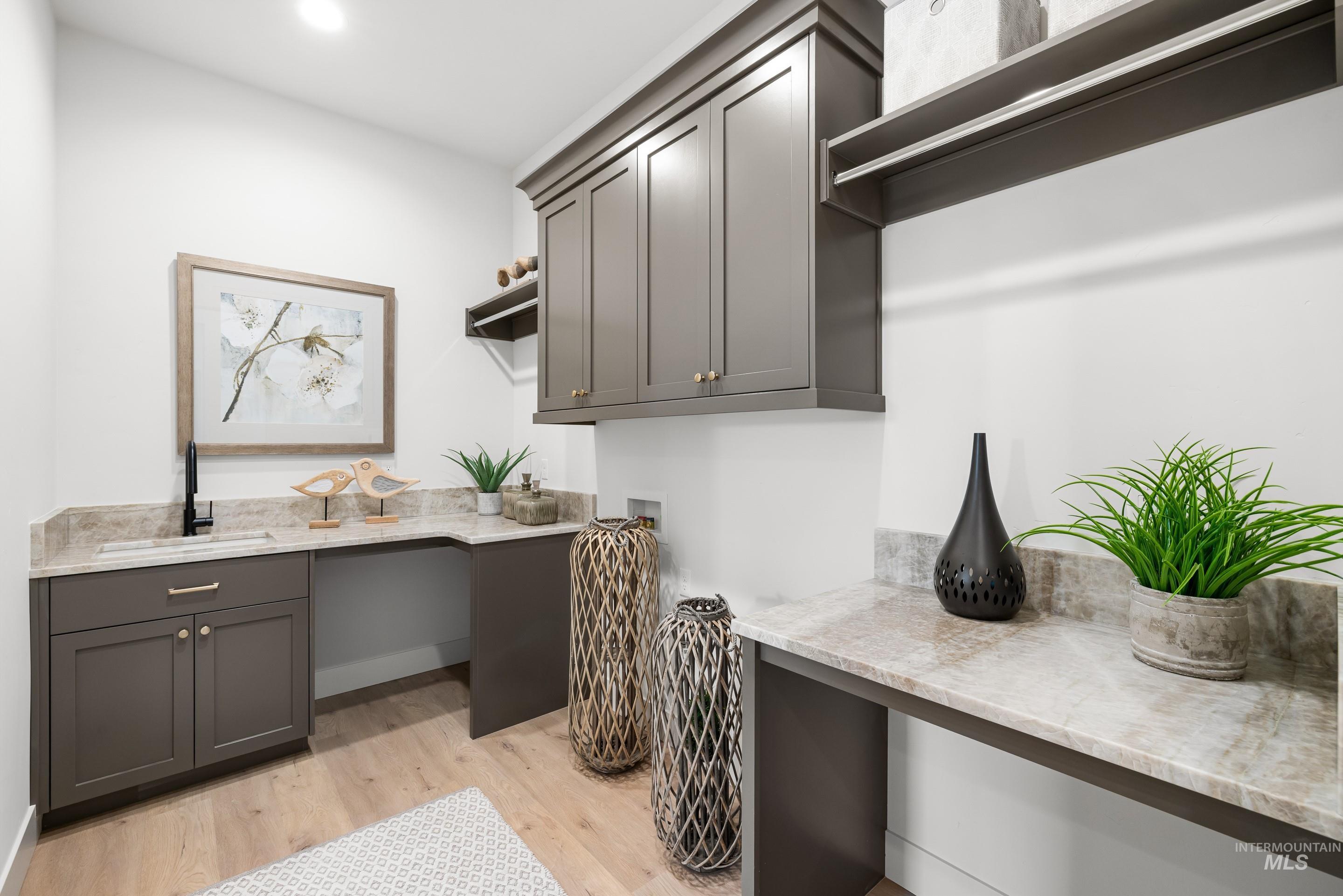 property viewer photo 26