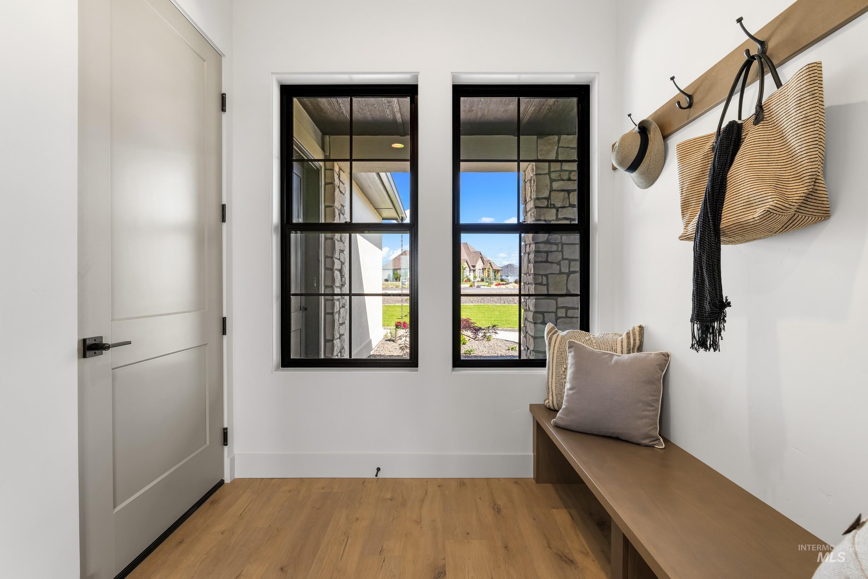 property viewer photo 35