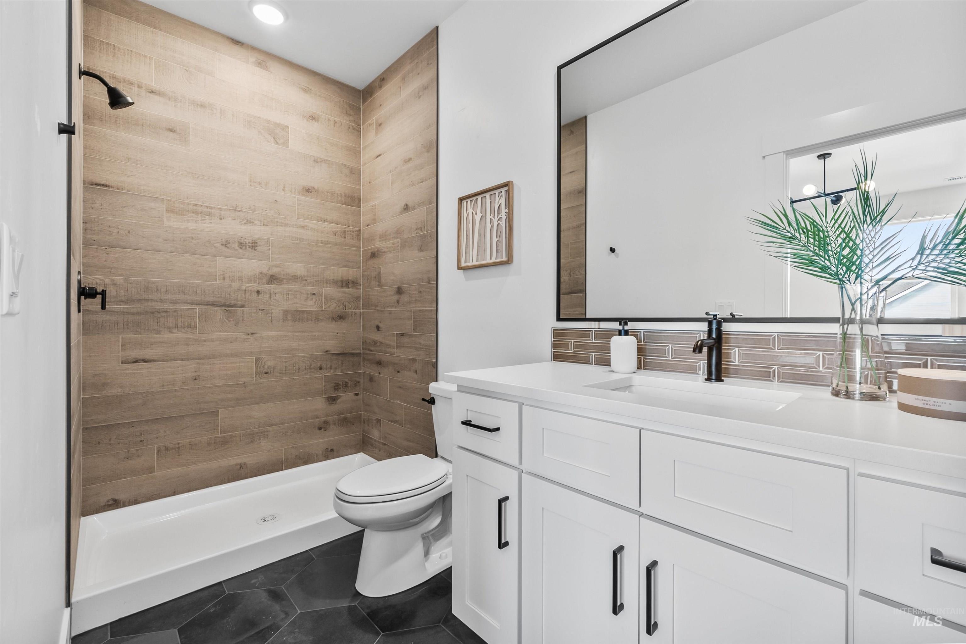 property viewer photo 10