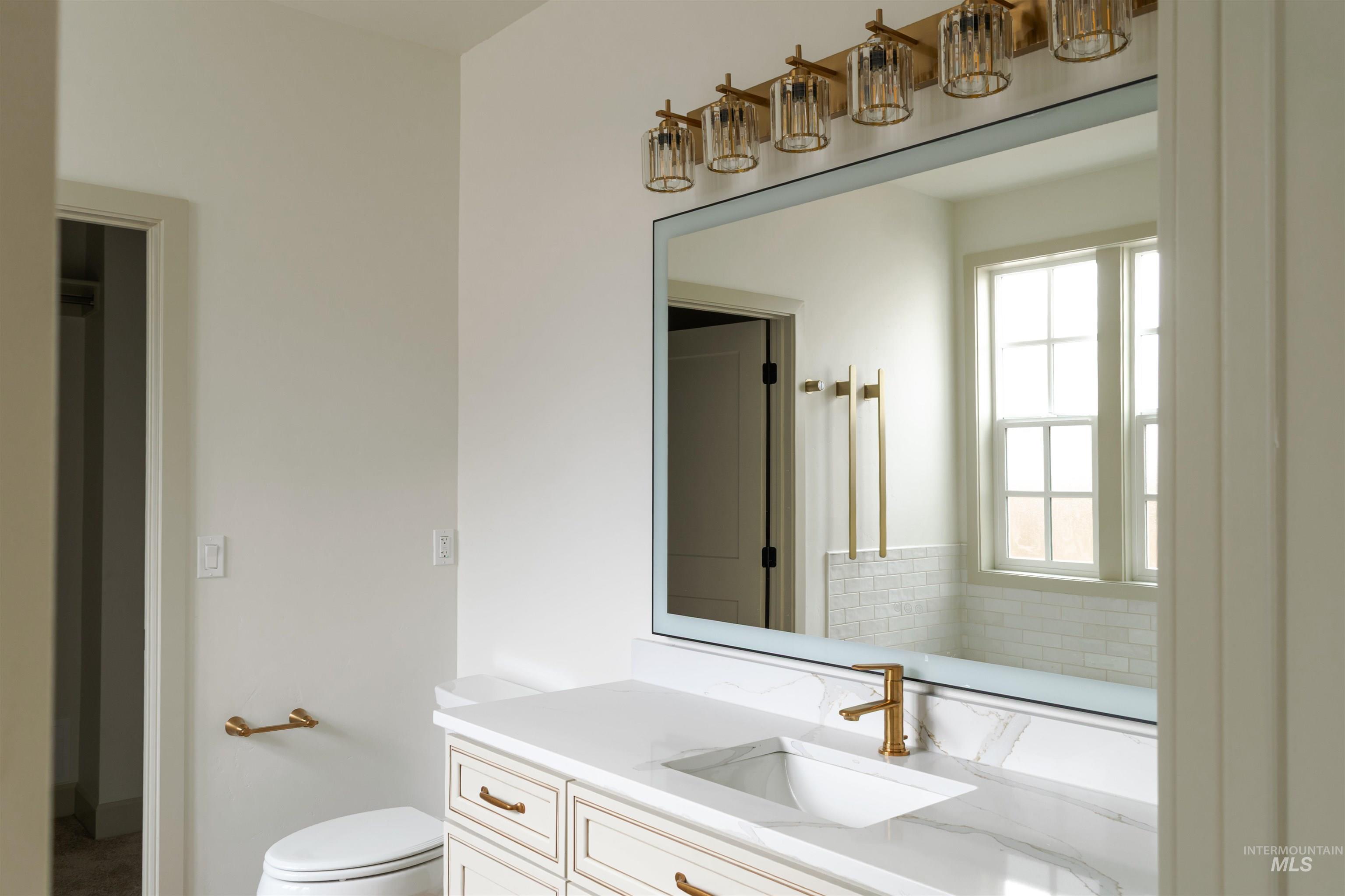 property viewer photo 10