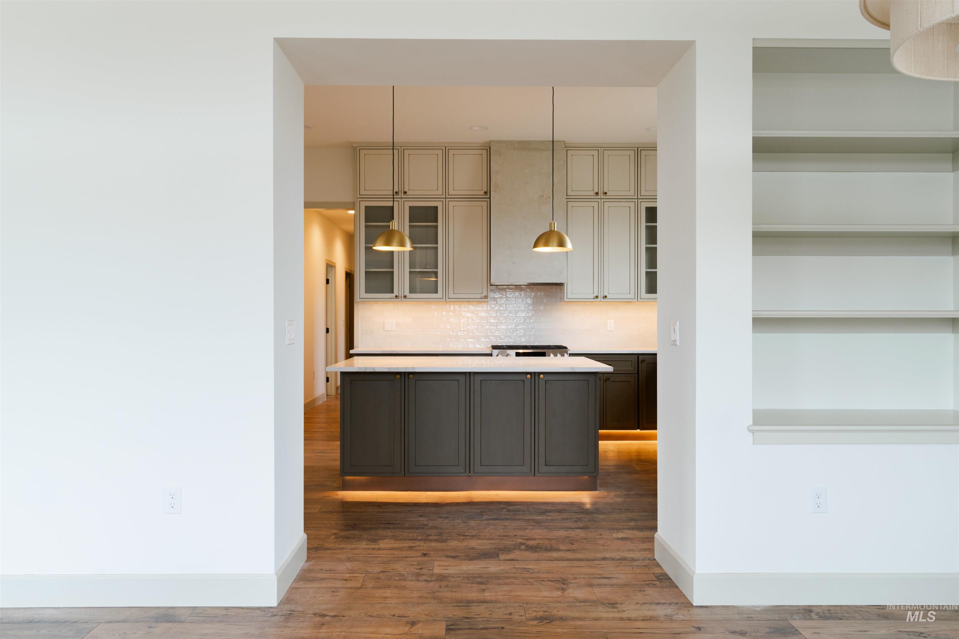 property viewer photo 4
