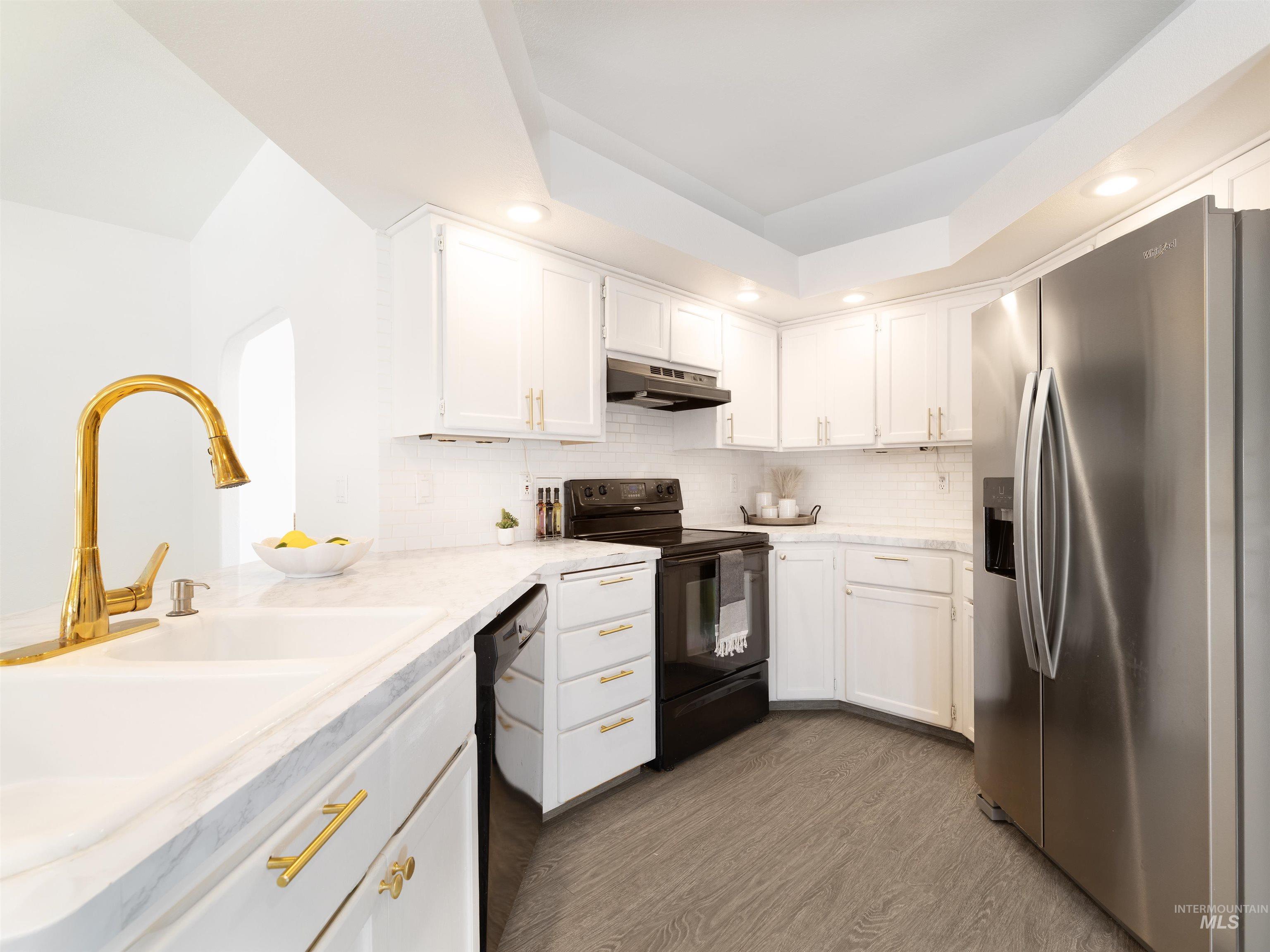 property viewer photo 10