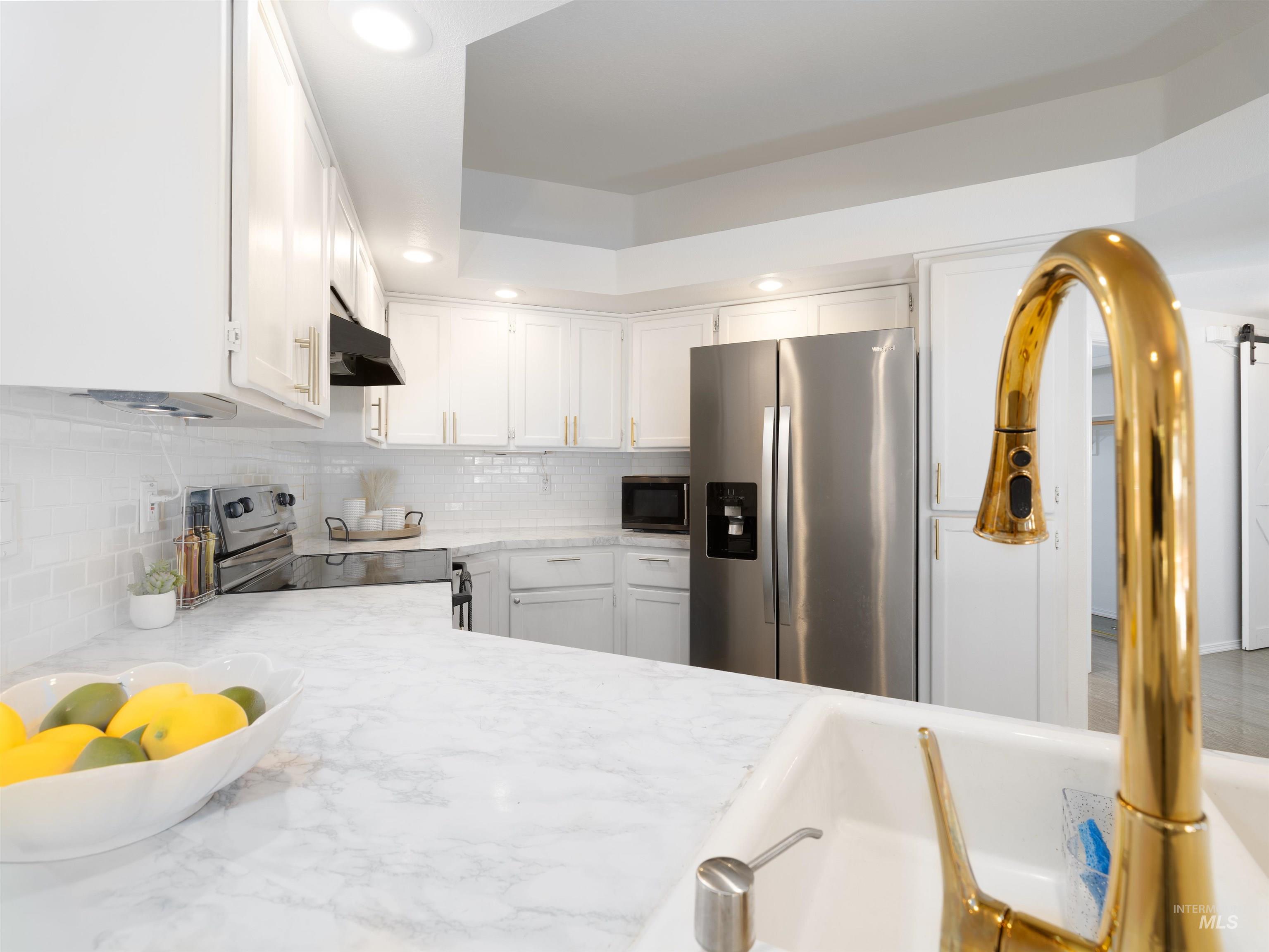 property viewer photo 11