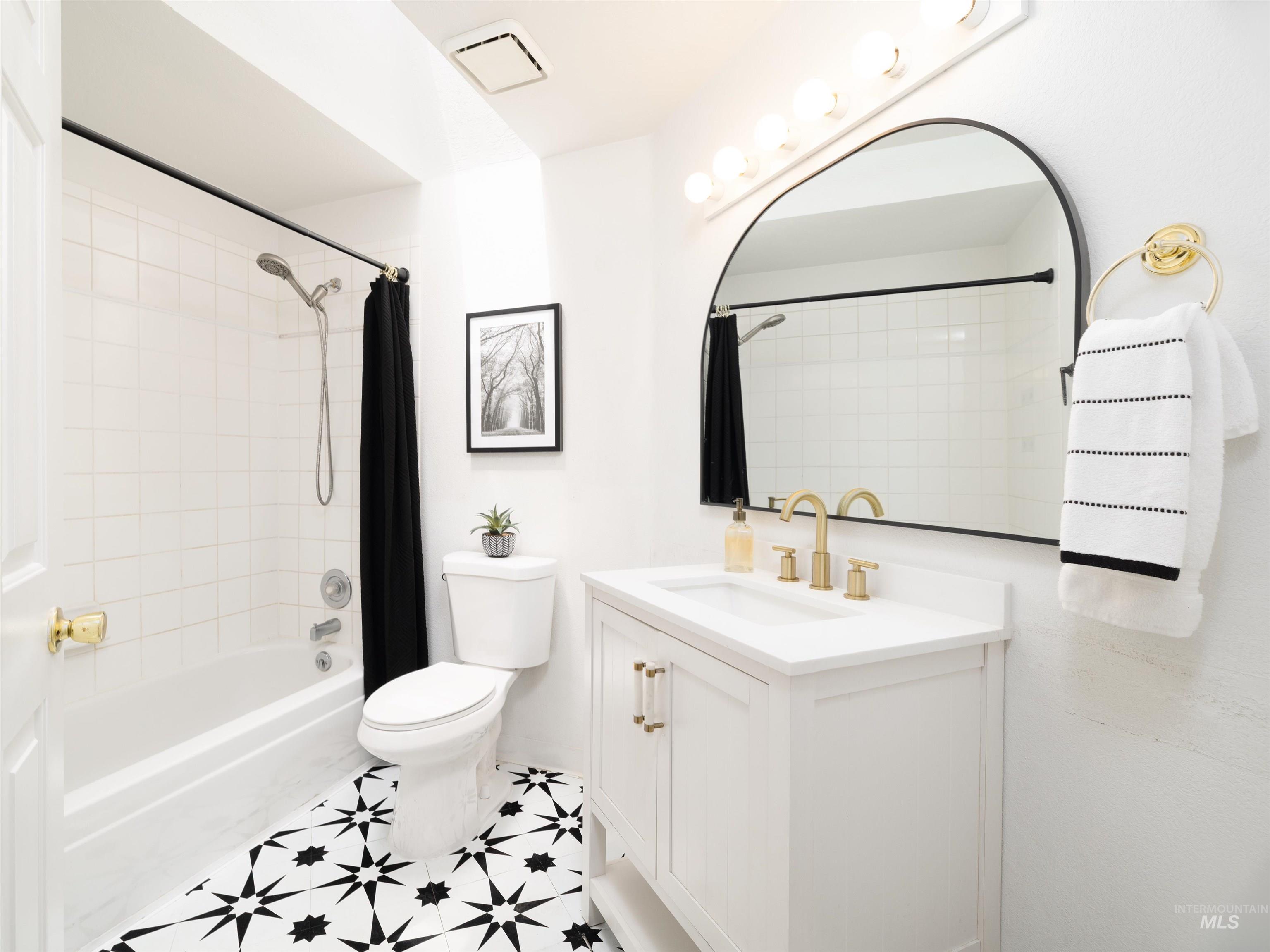 property viewer photo 23