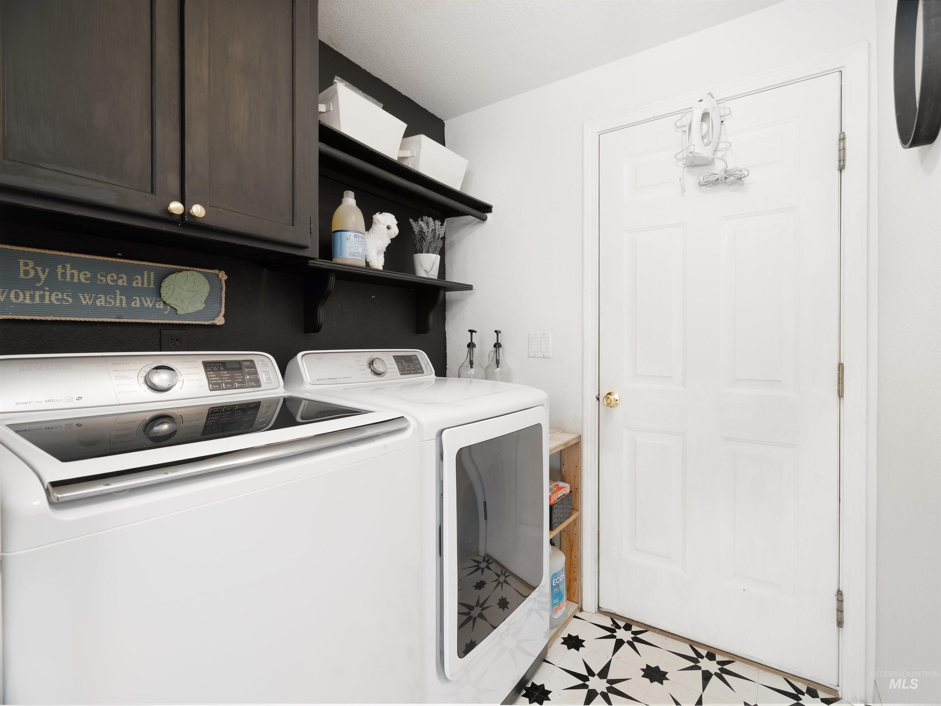 property viewer photo 24