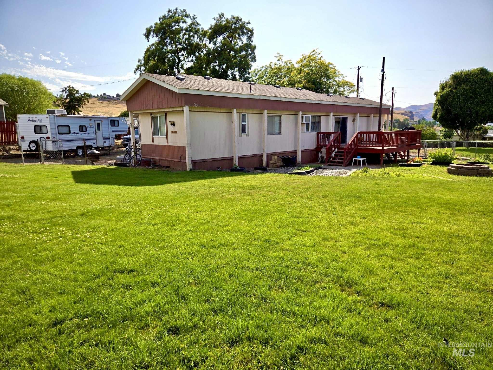 main property photo 0
