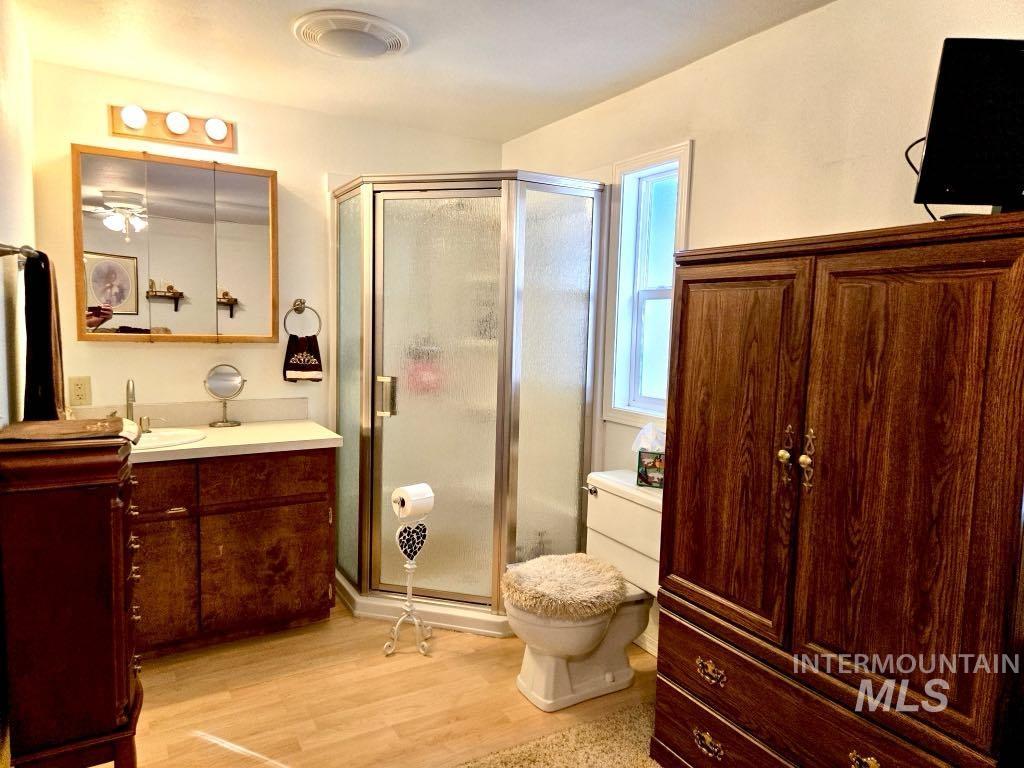property viewer photo 10
