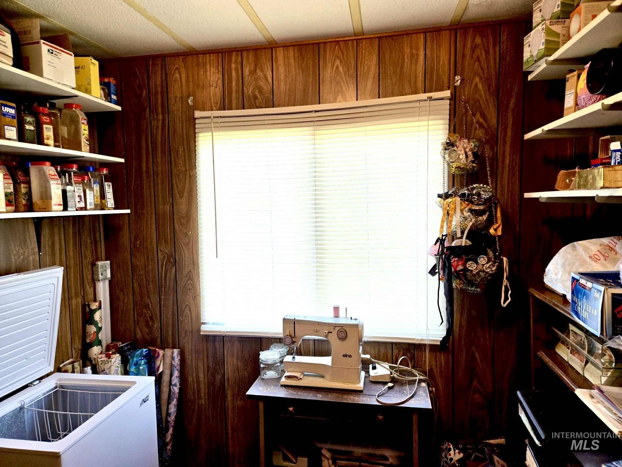 property viewer photo 13