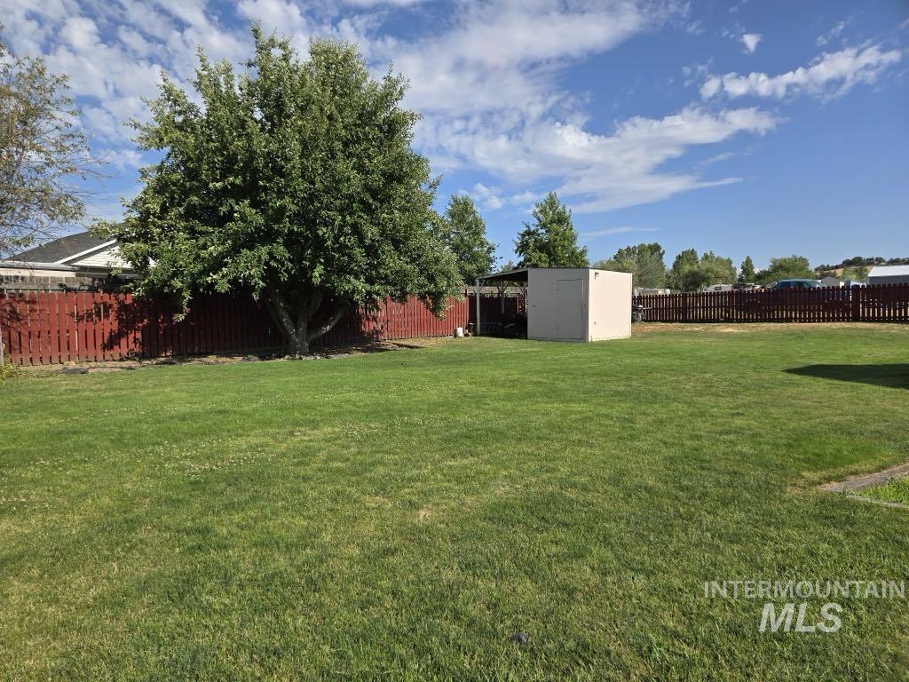 property viewer photo 17
