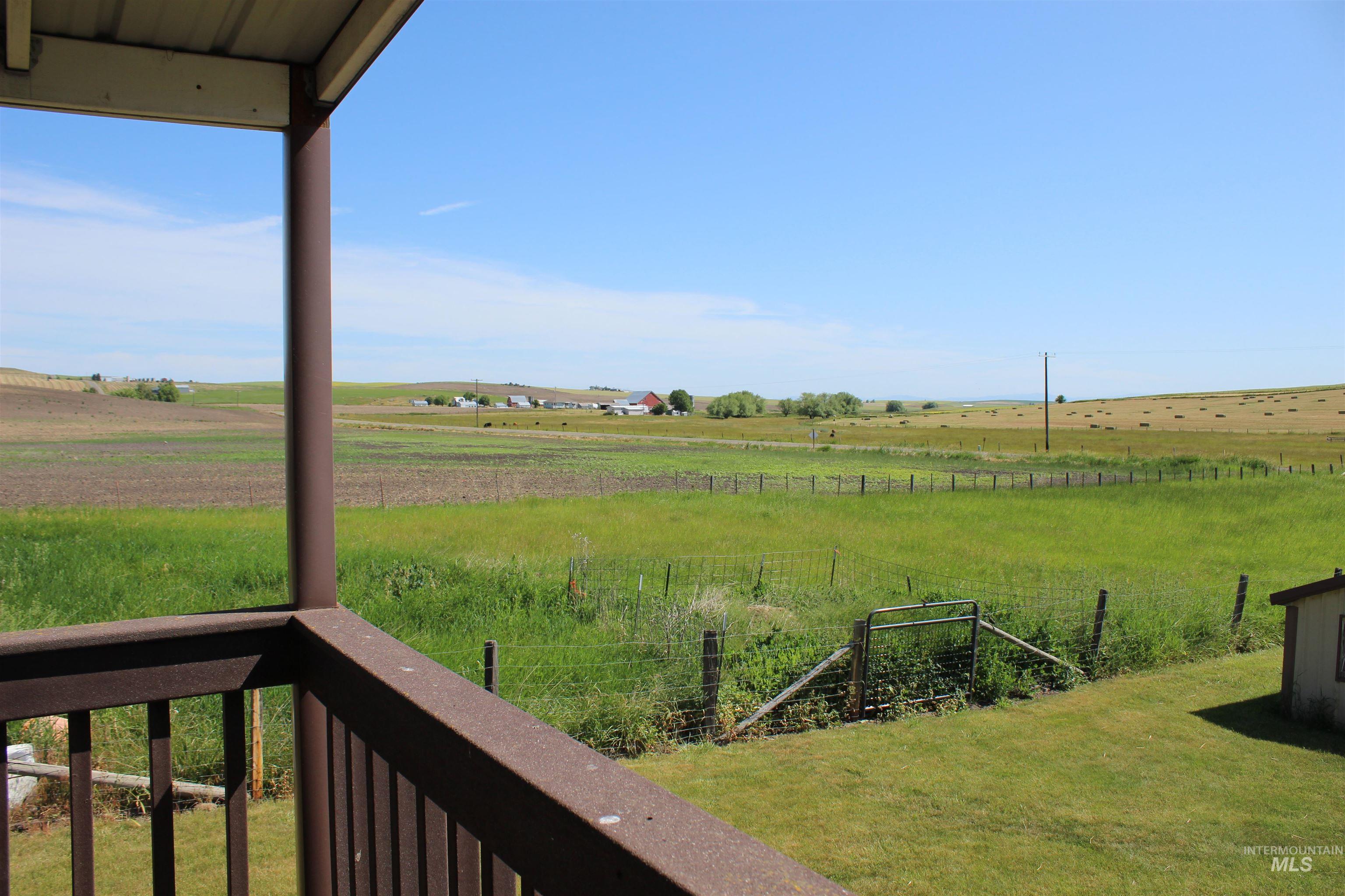 main property photo 14