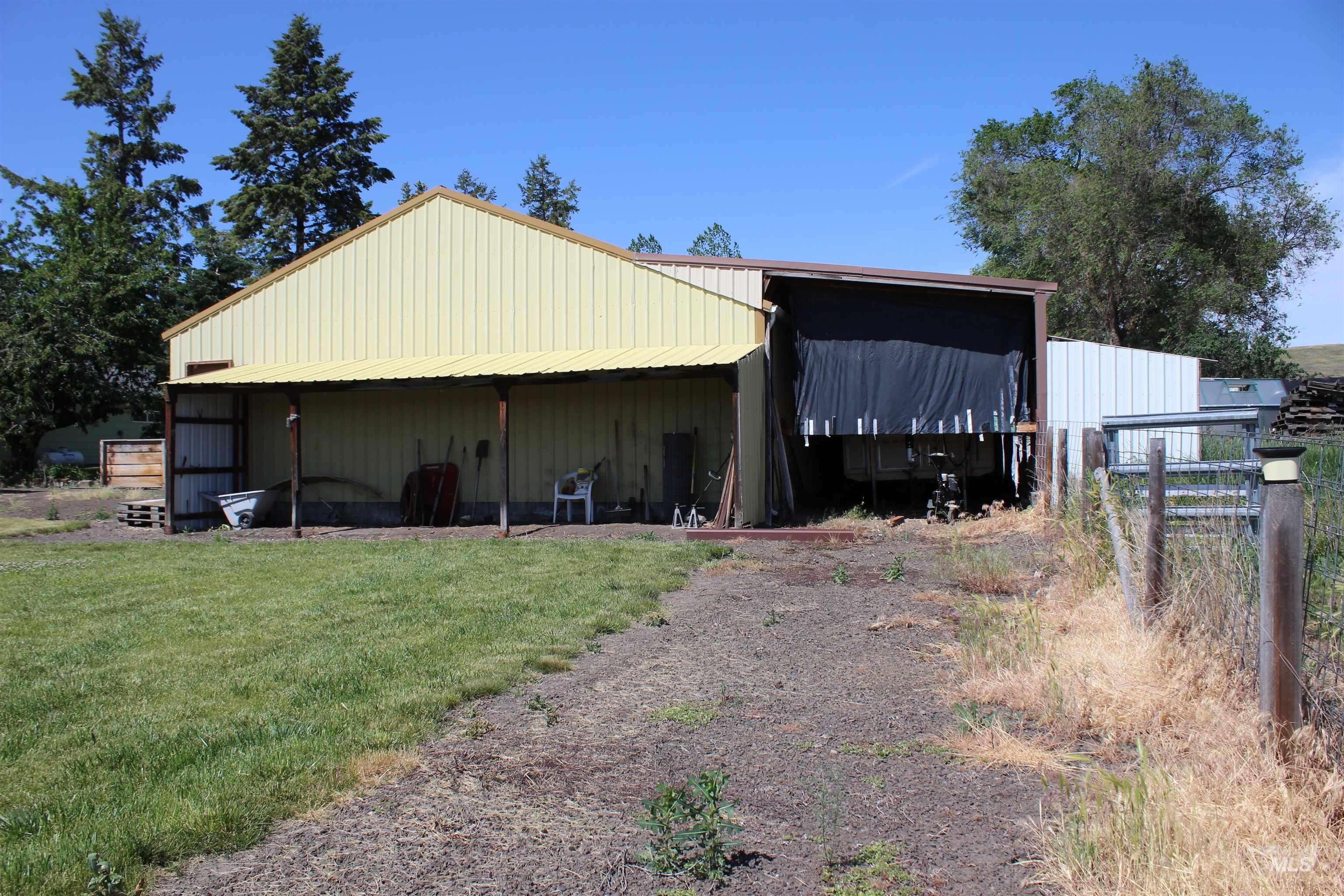 main property photo 35