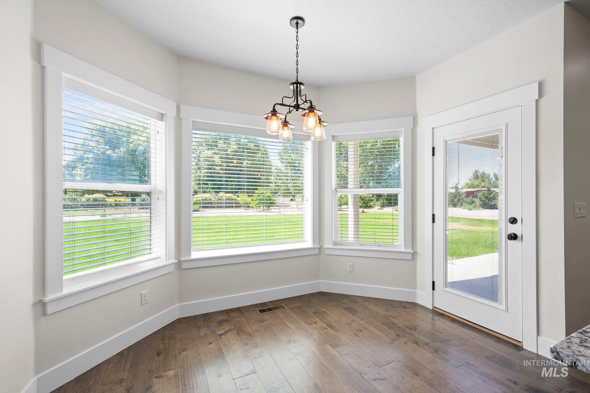 property viewer photo 10
