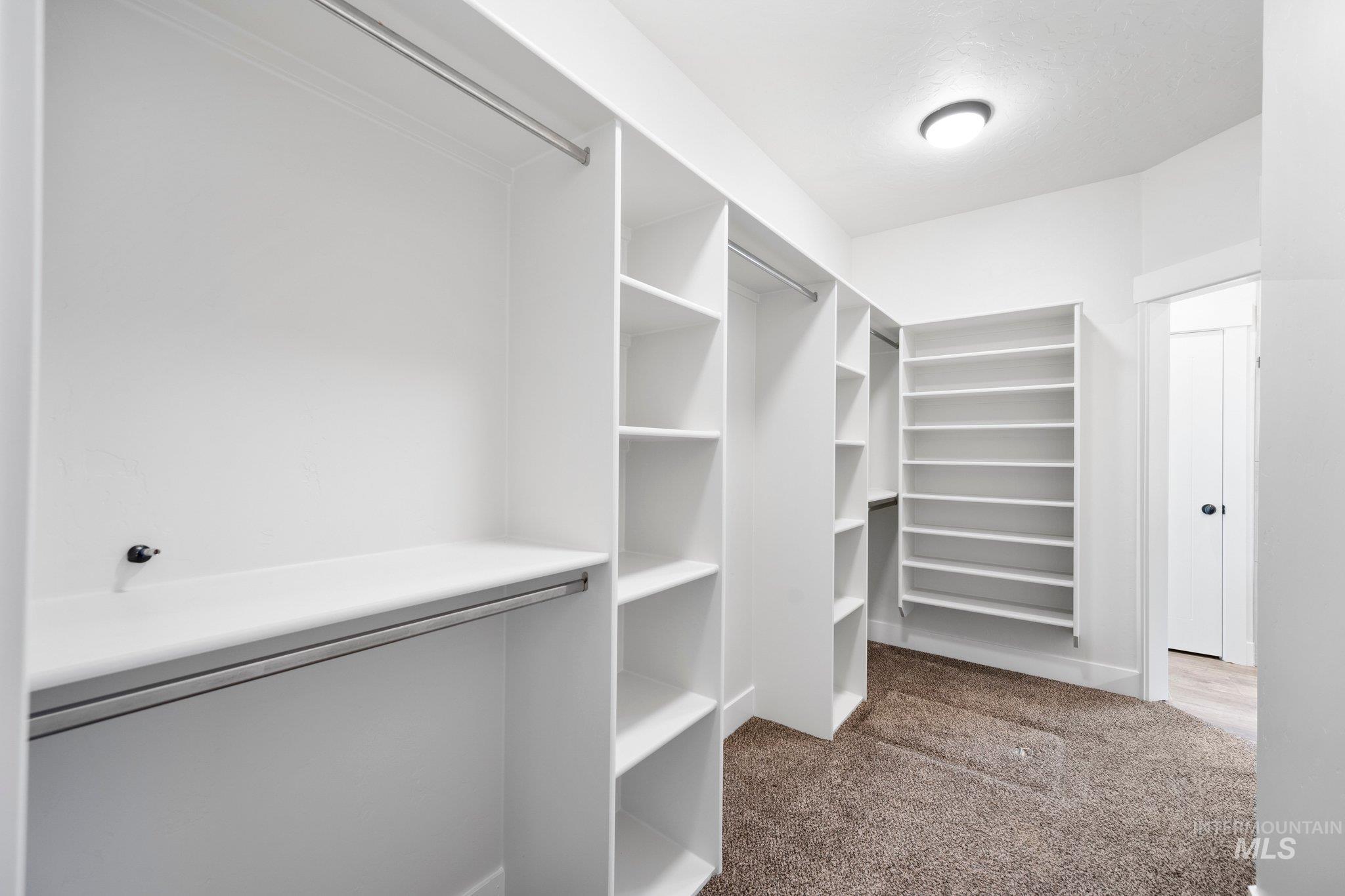 property viewer photo 17