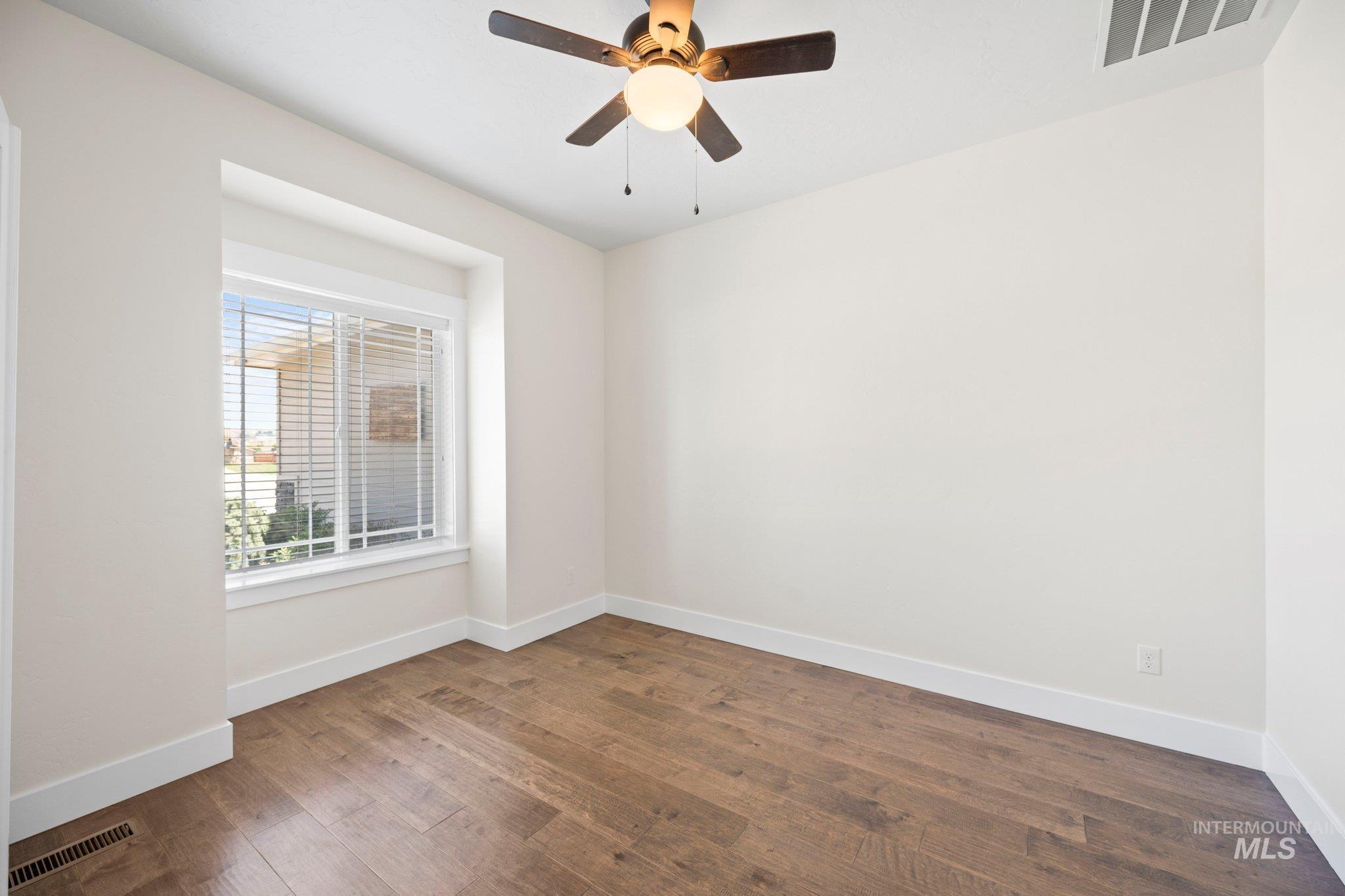 property viewer photo 21