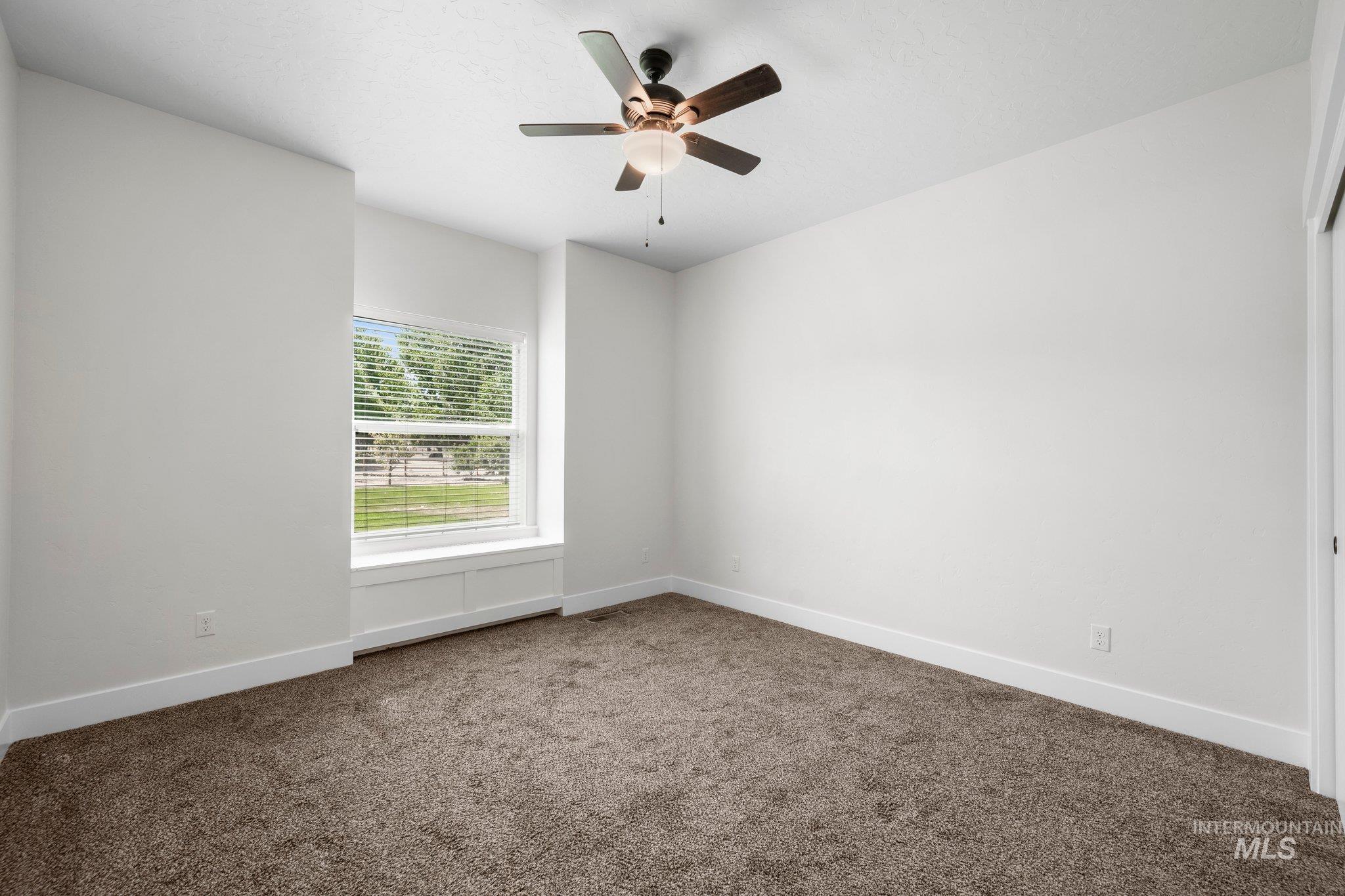 property viewer photo 25