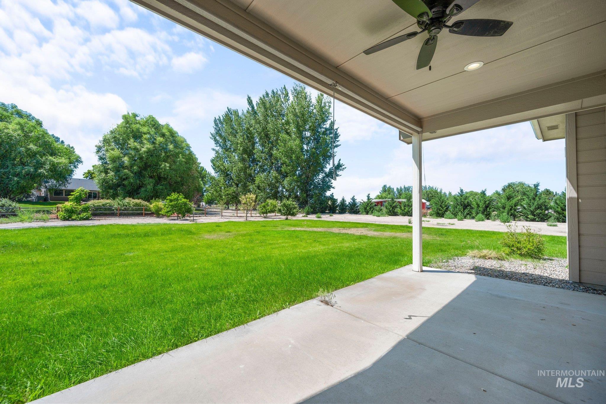property viewer photo 33