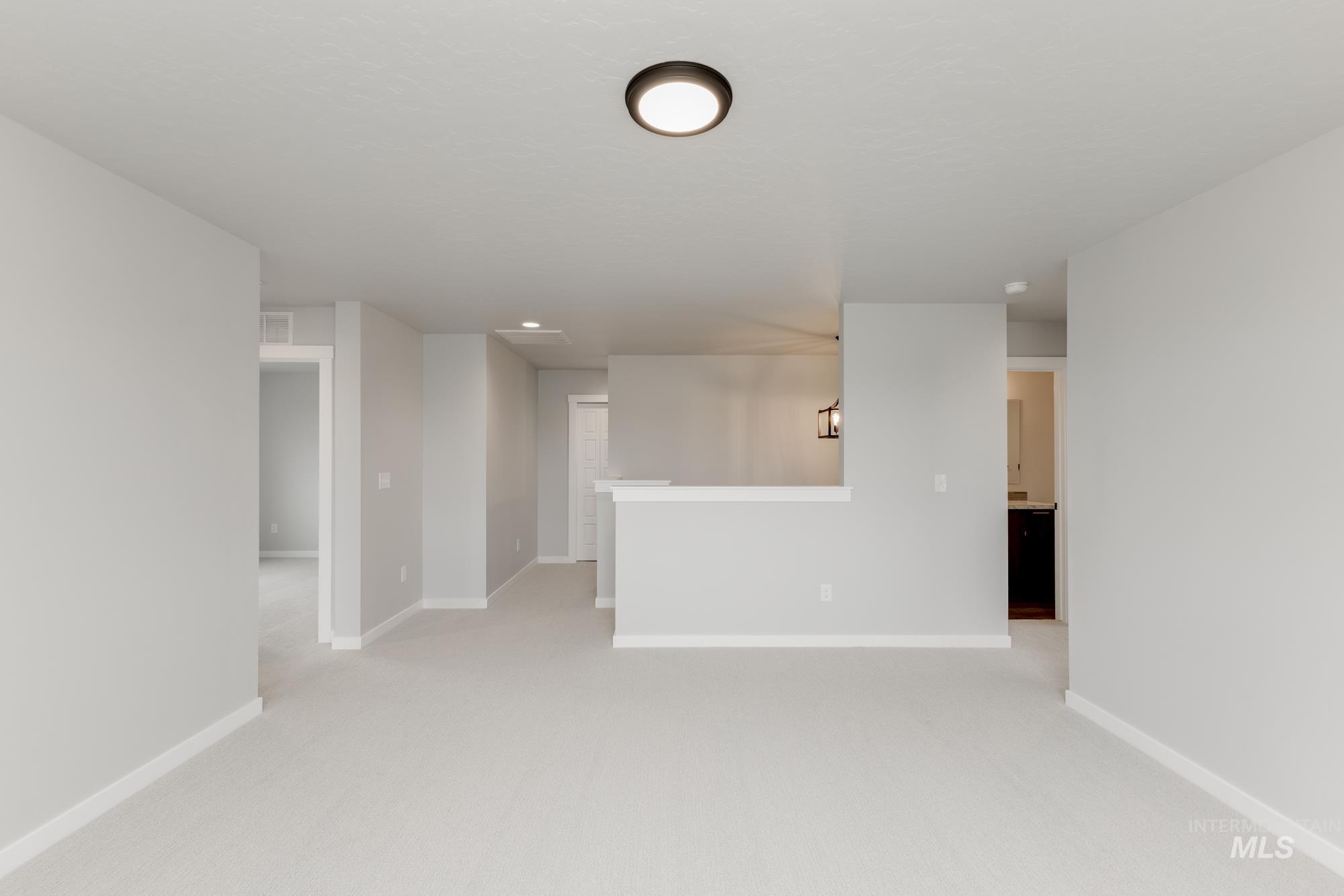property viewer photo 15