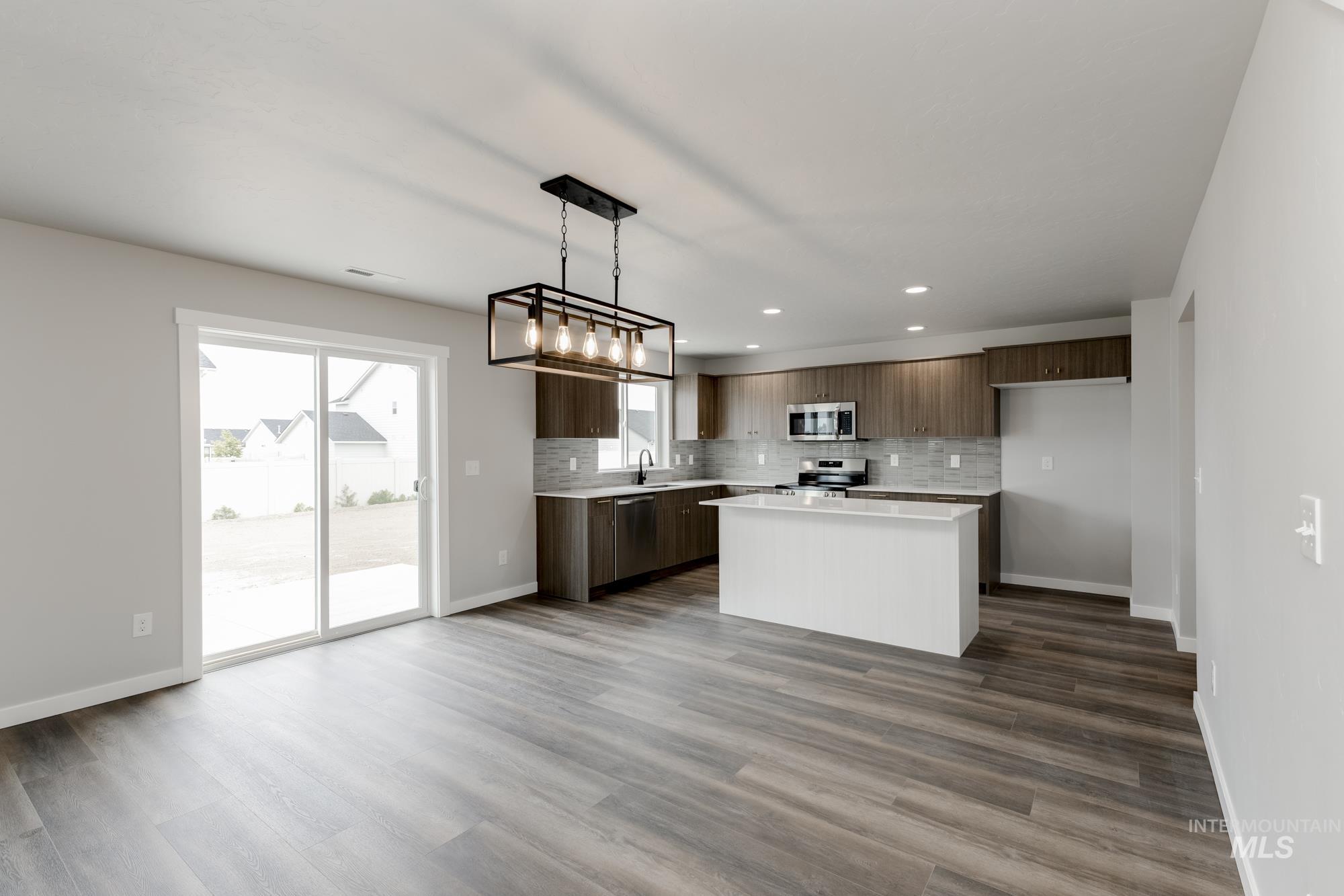 property viewer photo 7