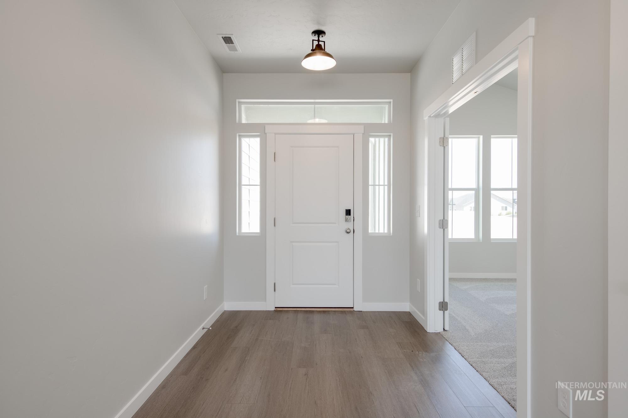 property viewer photo 1