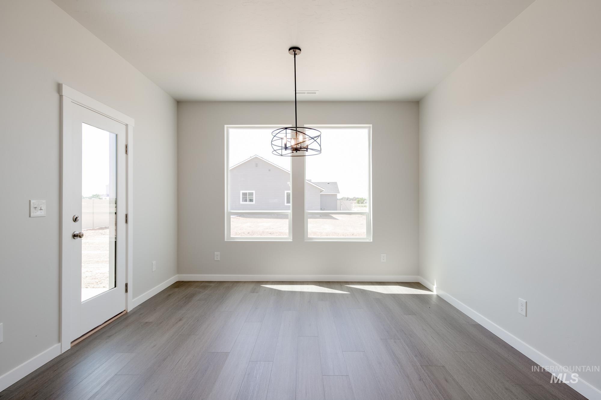 property viewer photo 9