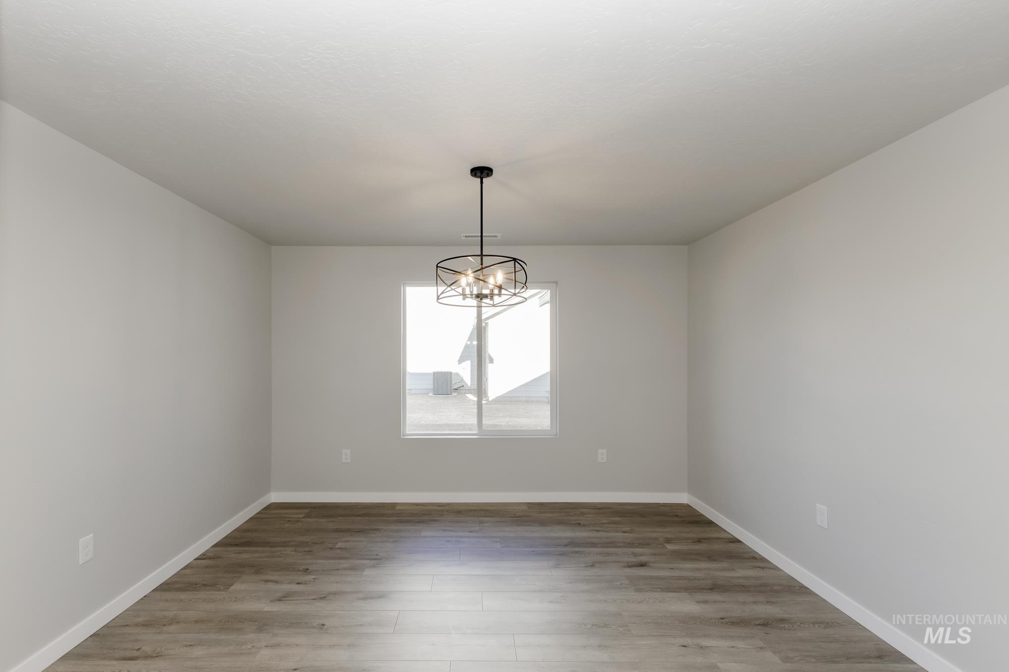 property viewer photo 10