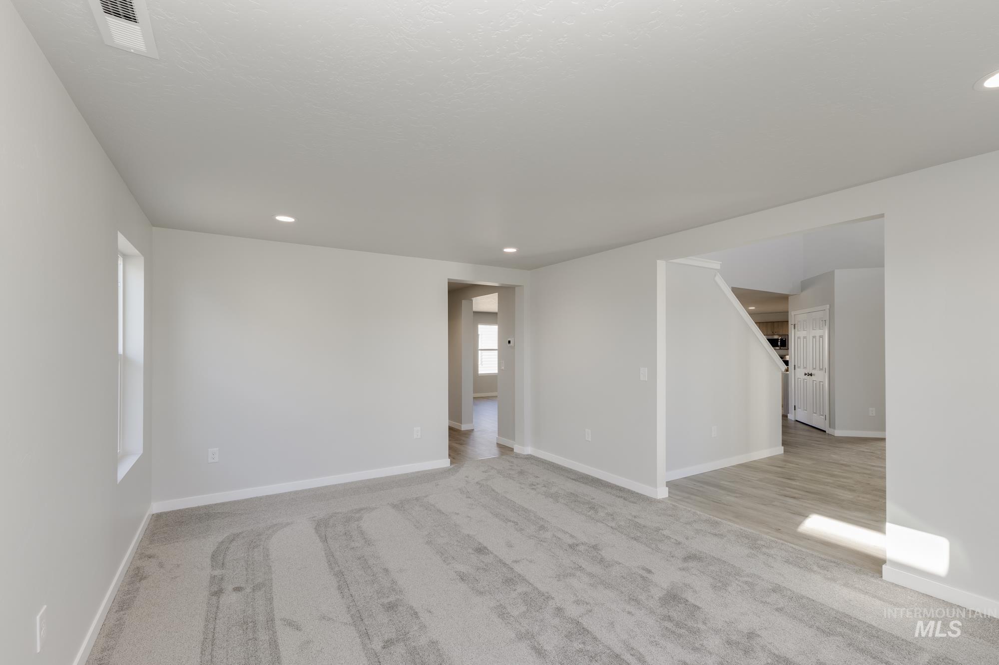 property viewer photo 12