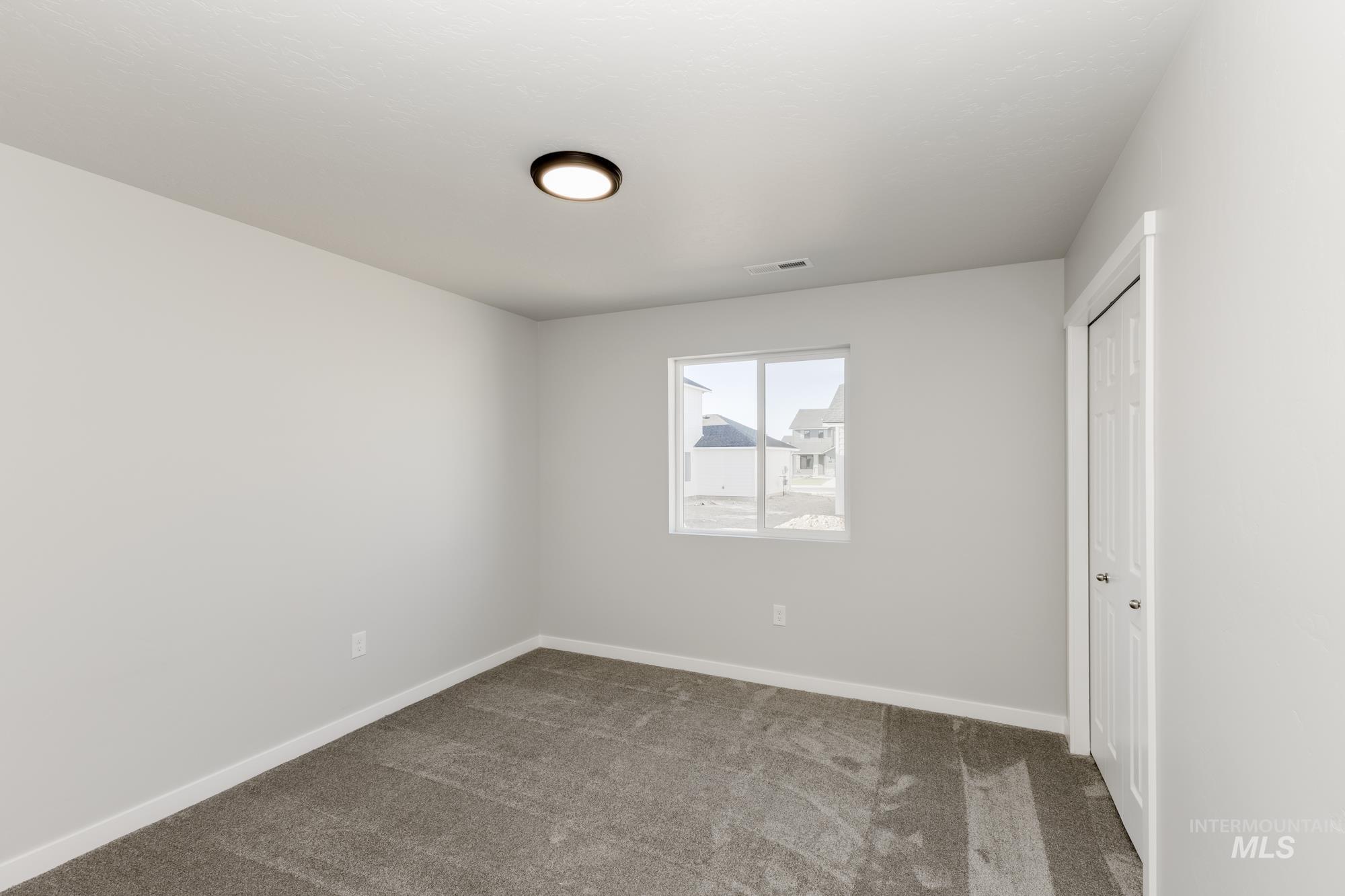property viewer photo 13
