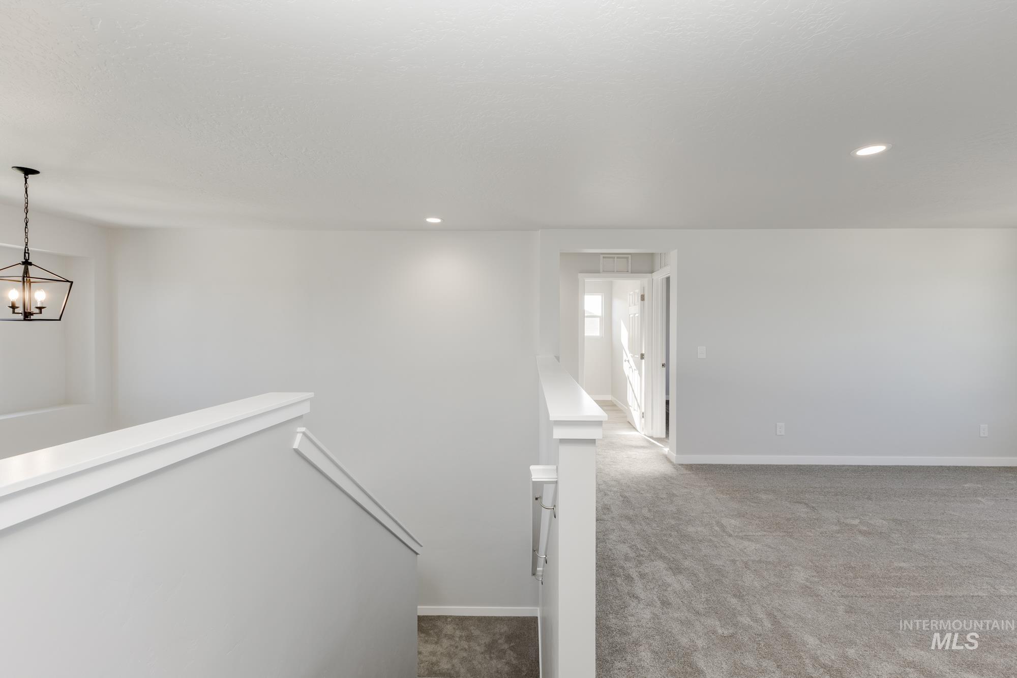 property viewer photo 15