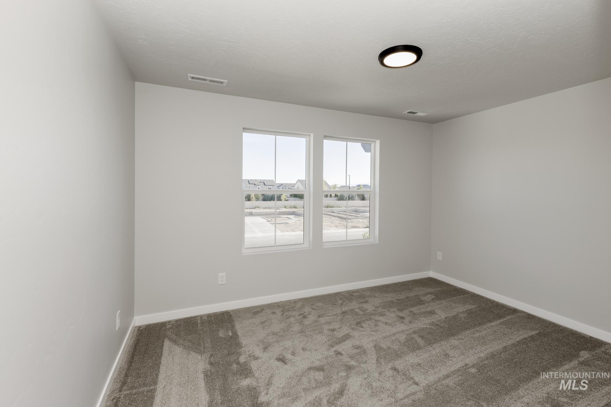property viewer photo 20
