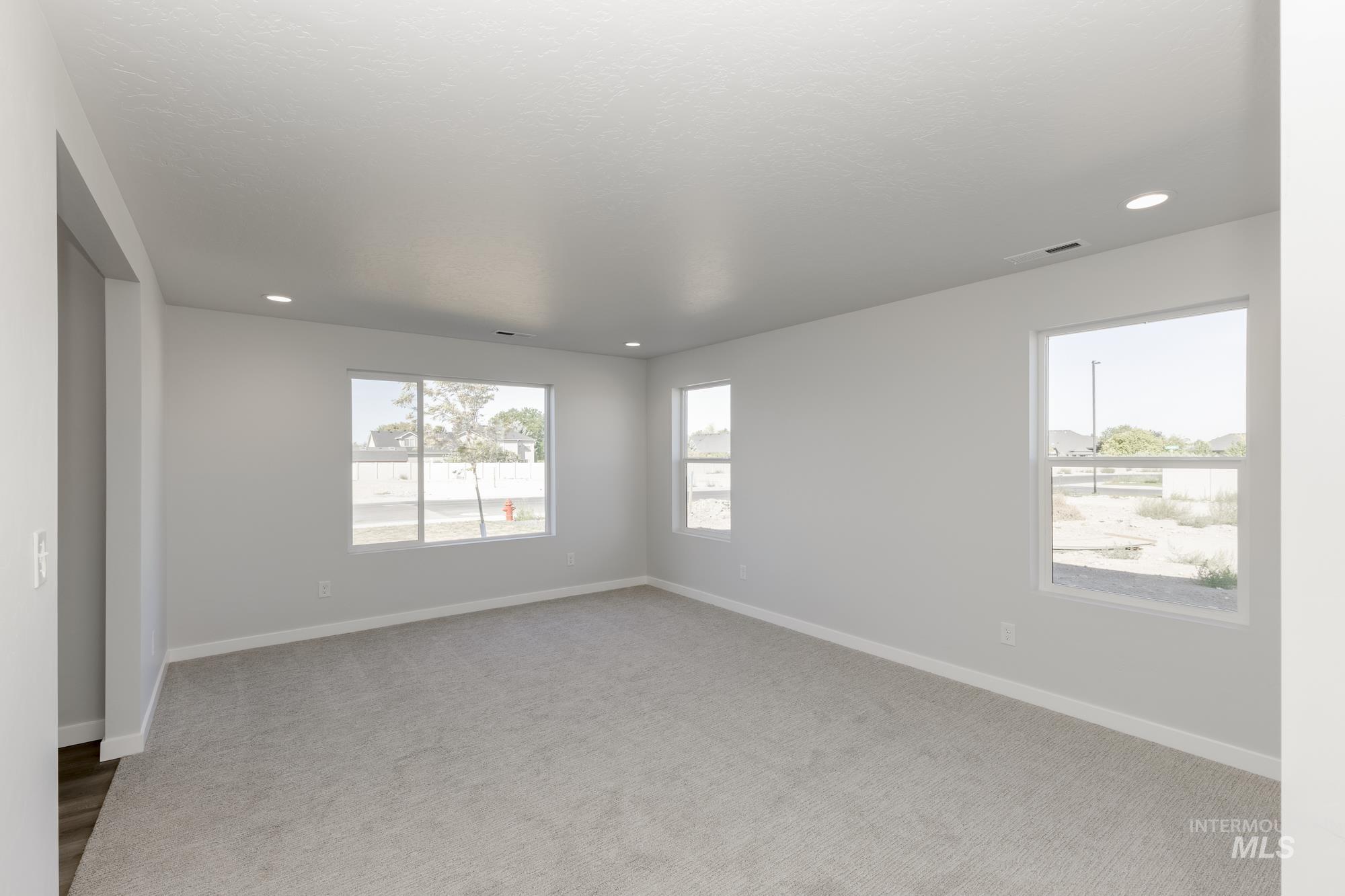 property viewer photo 14