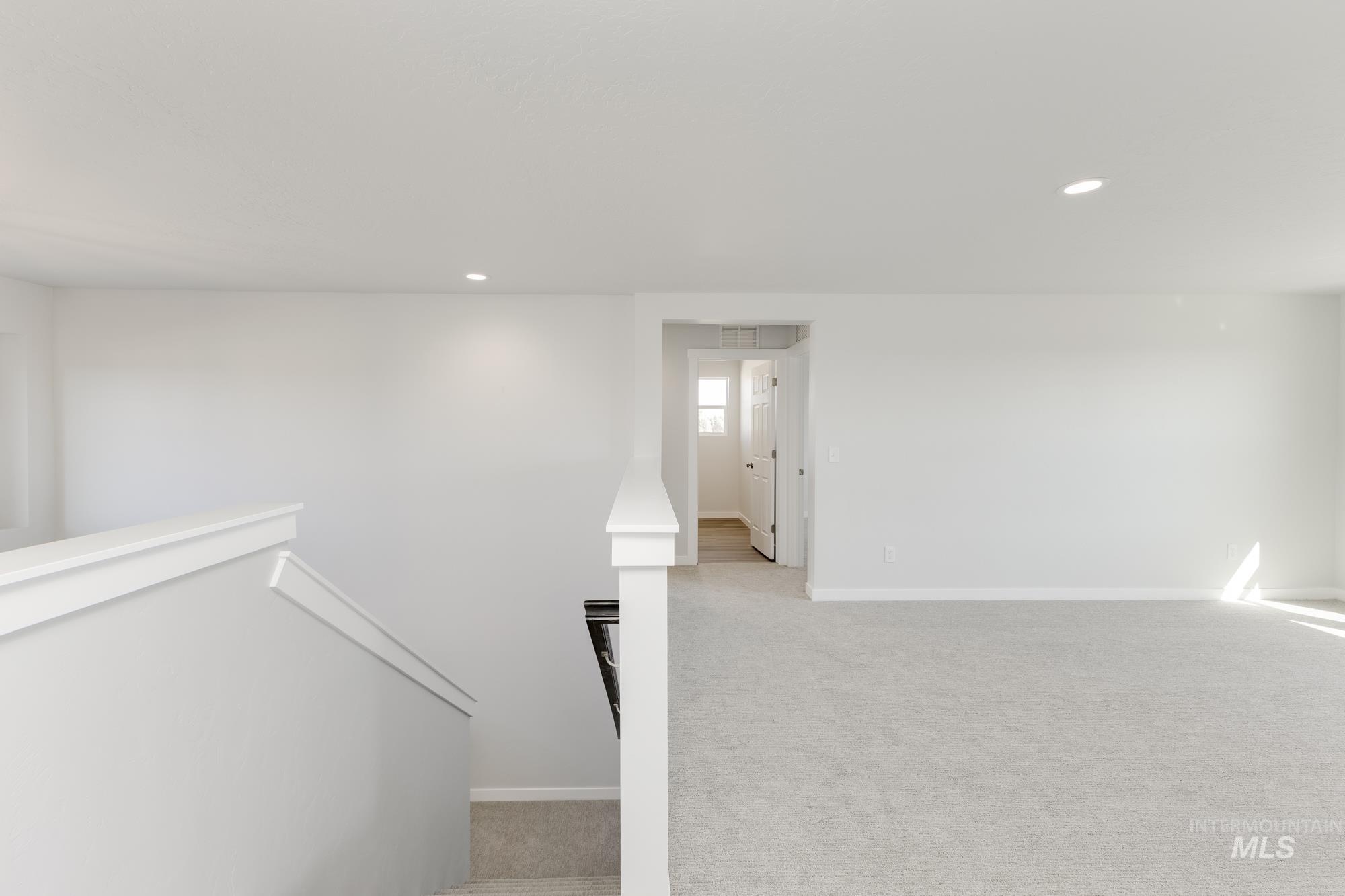 property viewer photo 17