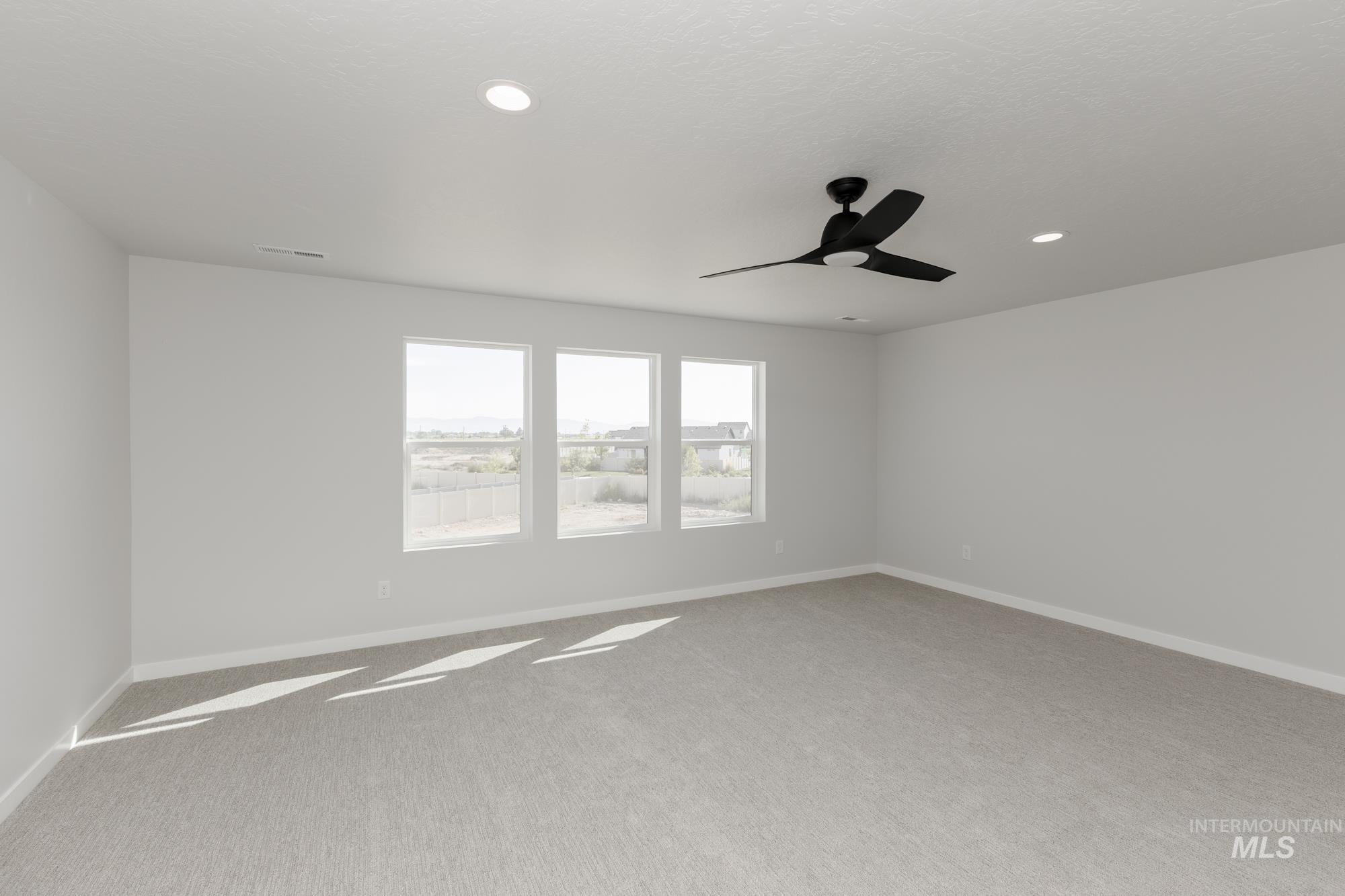 property viewer photo 26