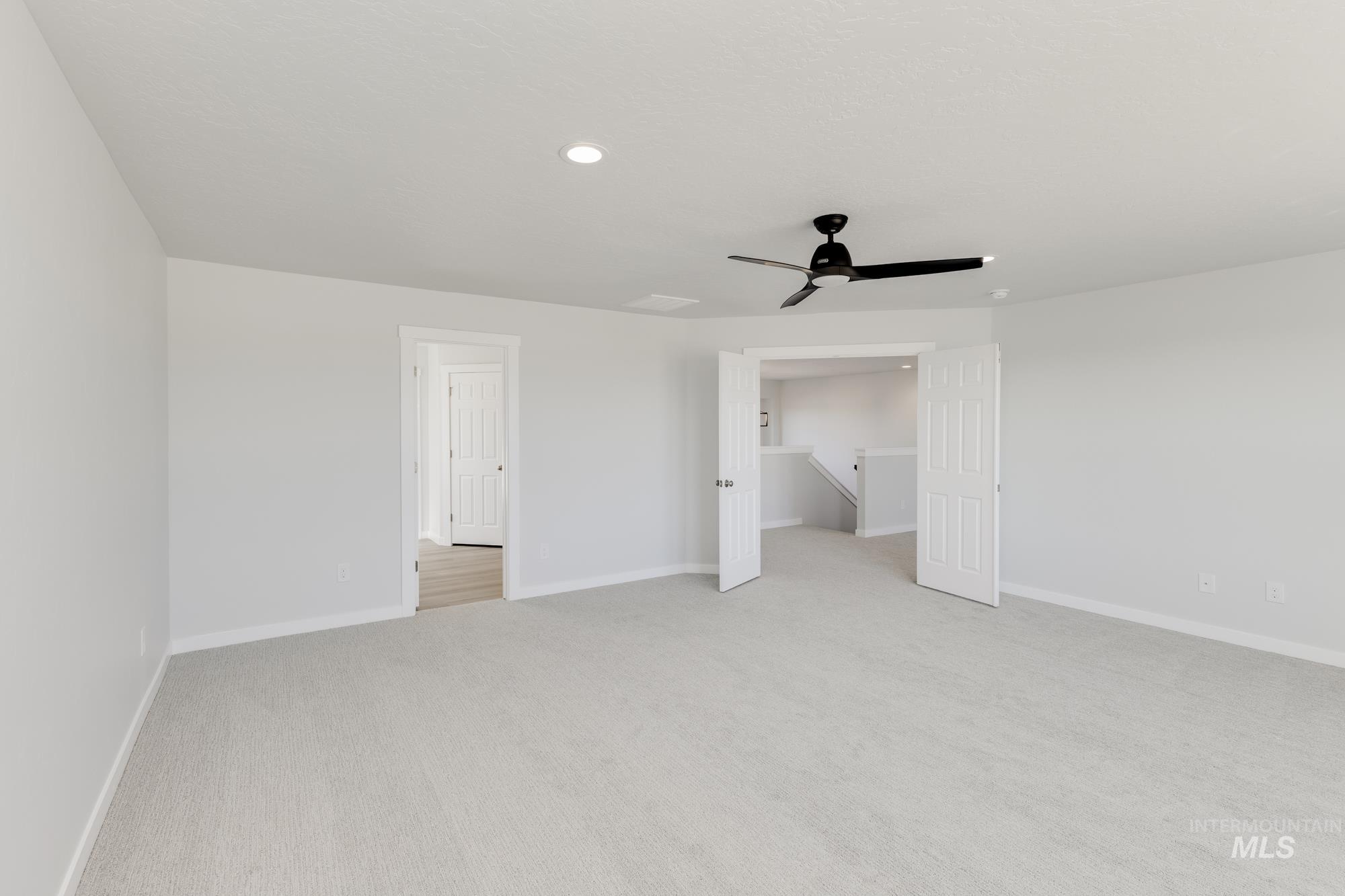 property viewer photo 27