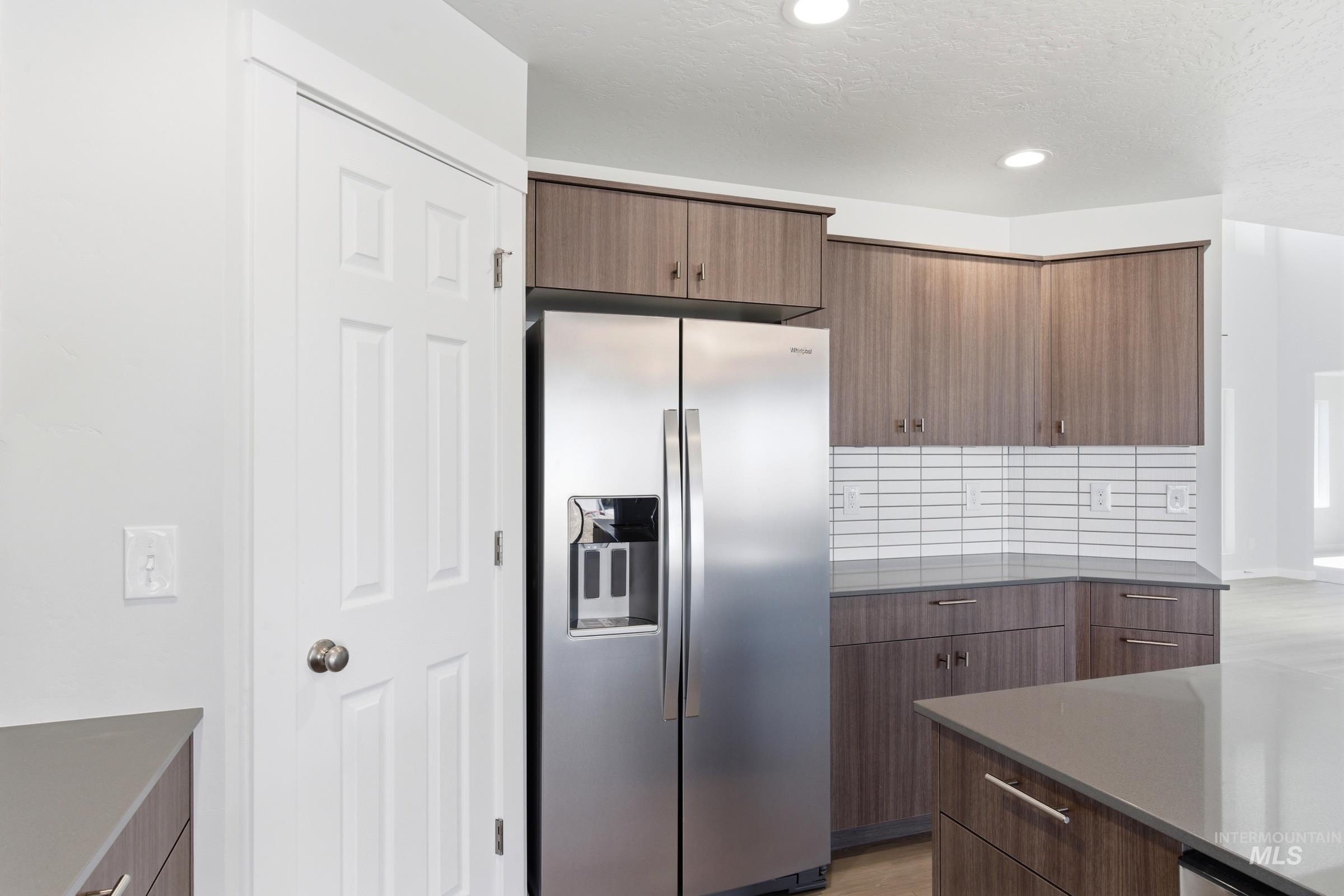 property viewer photo 7