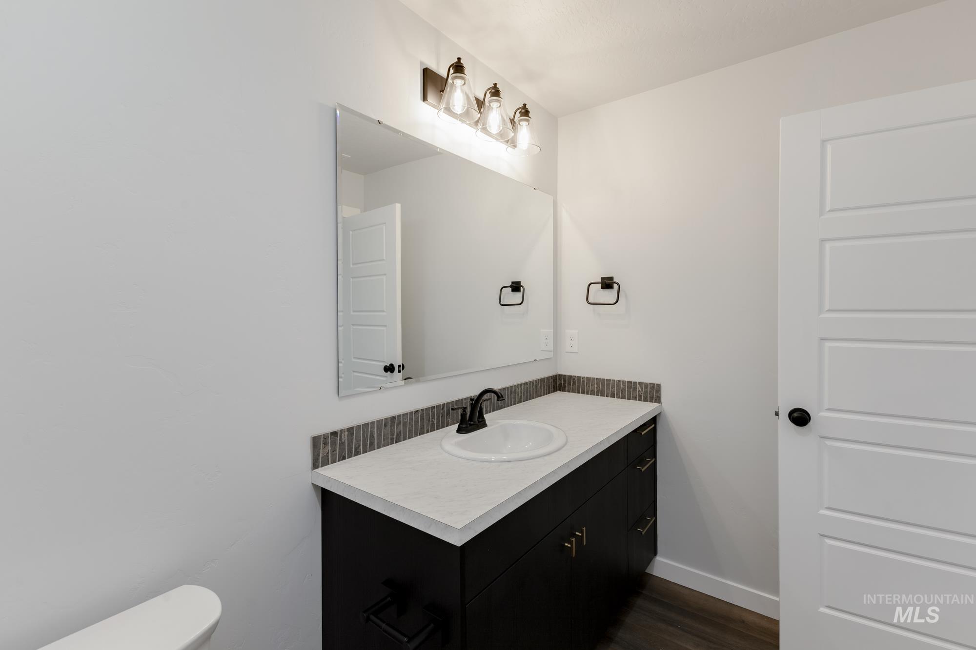 property viewer photo 18