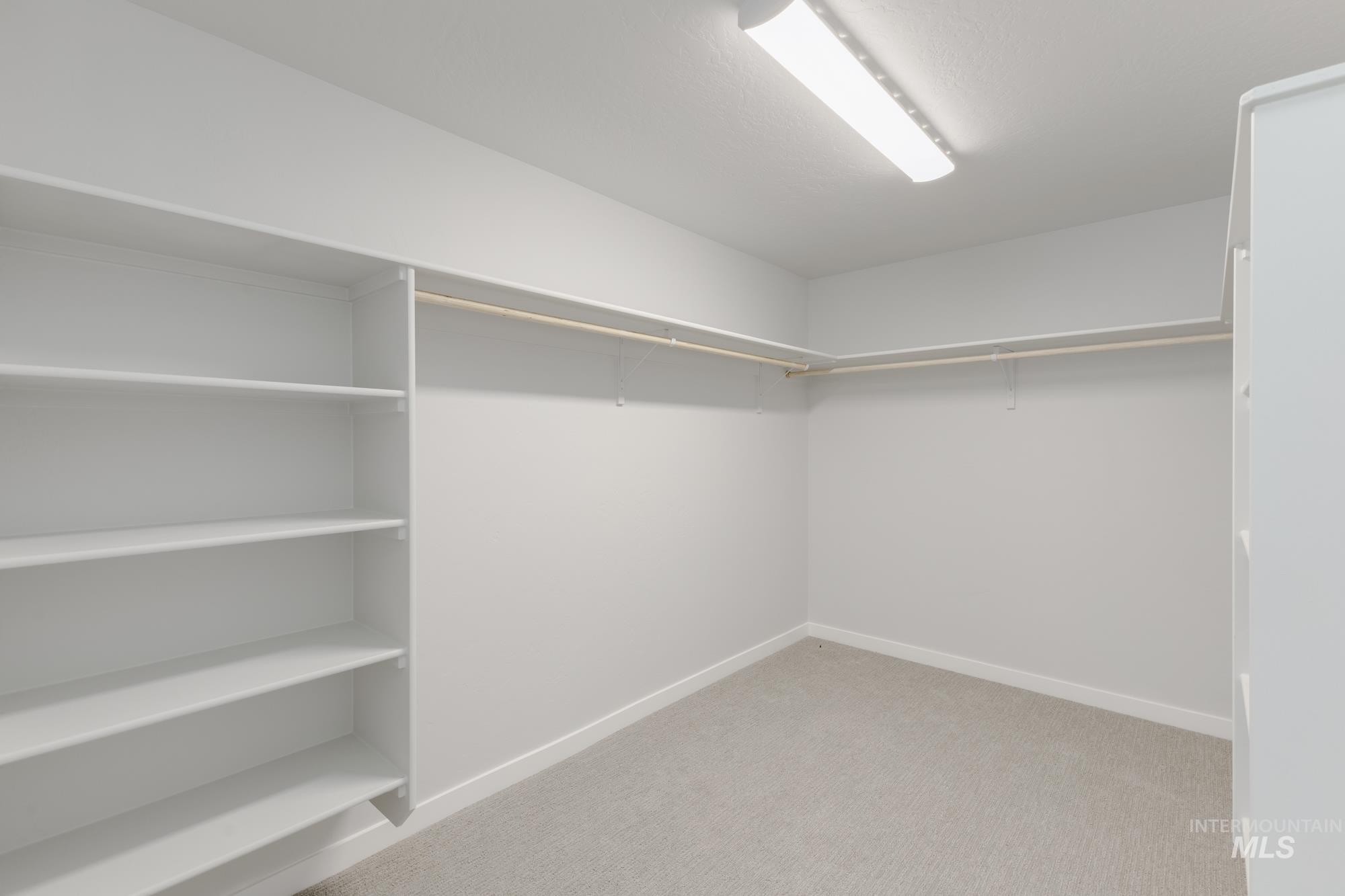 property viewer photo 26