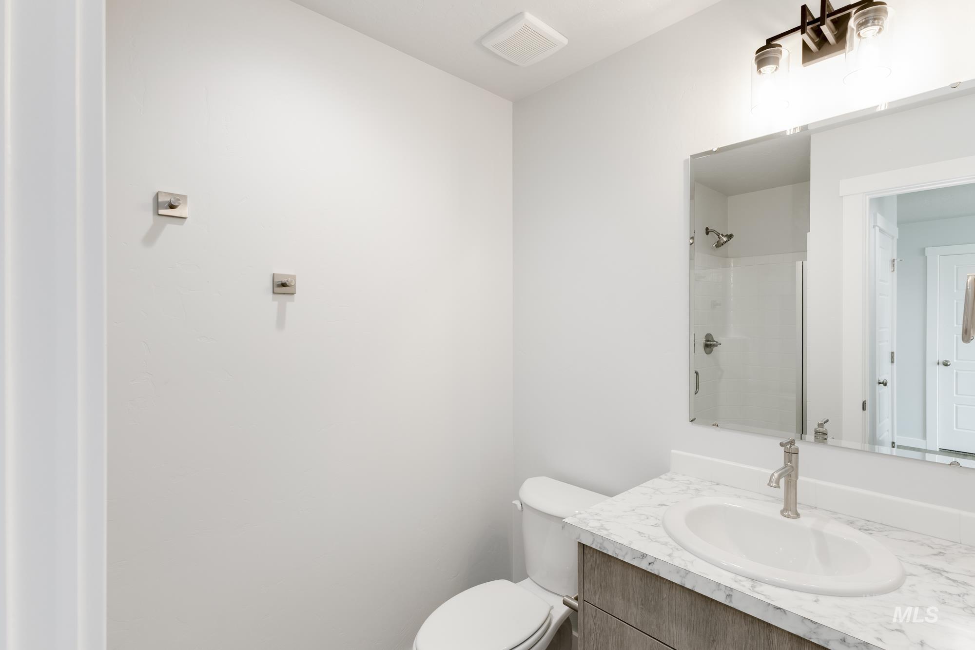 property viewer photo 12