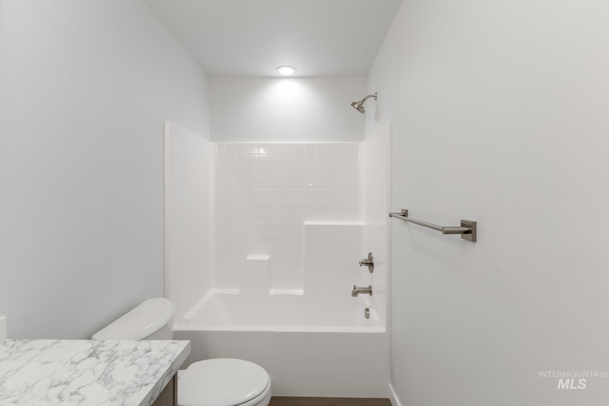 property viewer photo 19